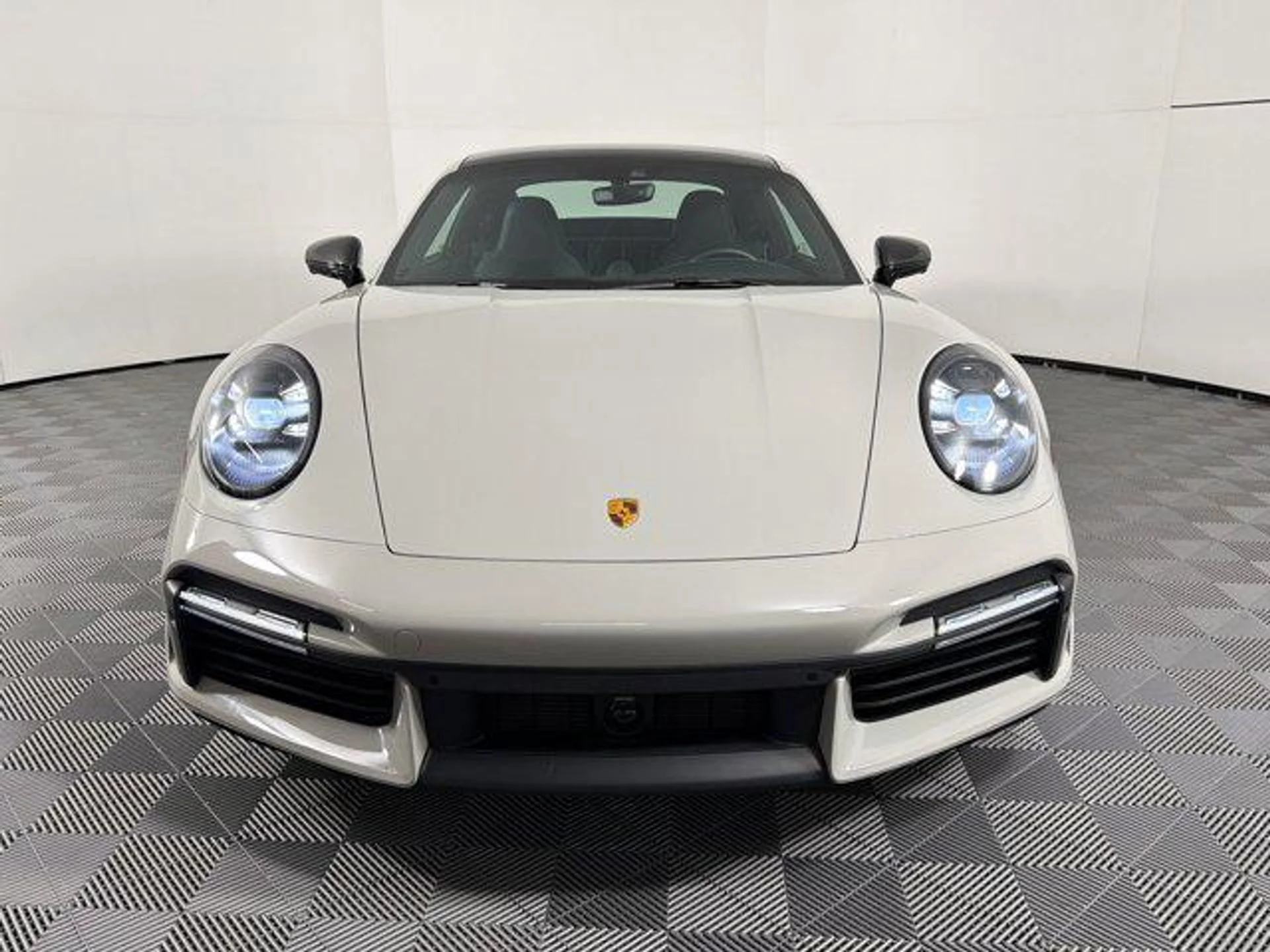 mph005_1862062672_9_Yu_K_qh_ZQ_Tz1r9swl_B_Sv_J_If1_M_01e4b6f3bc