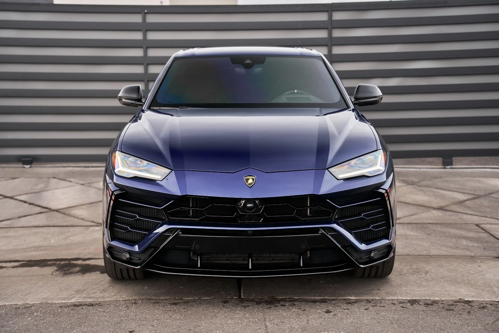 mph005_1868564787_Used_2021_Lamborghini_Urus_1763157029_909df59006