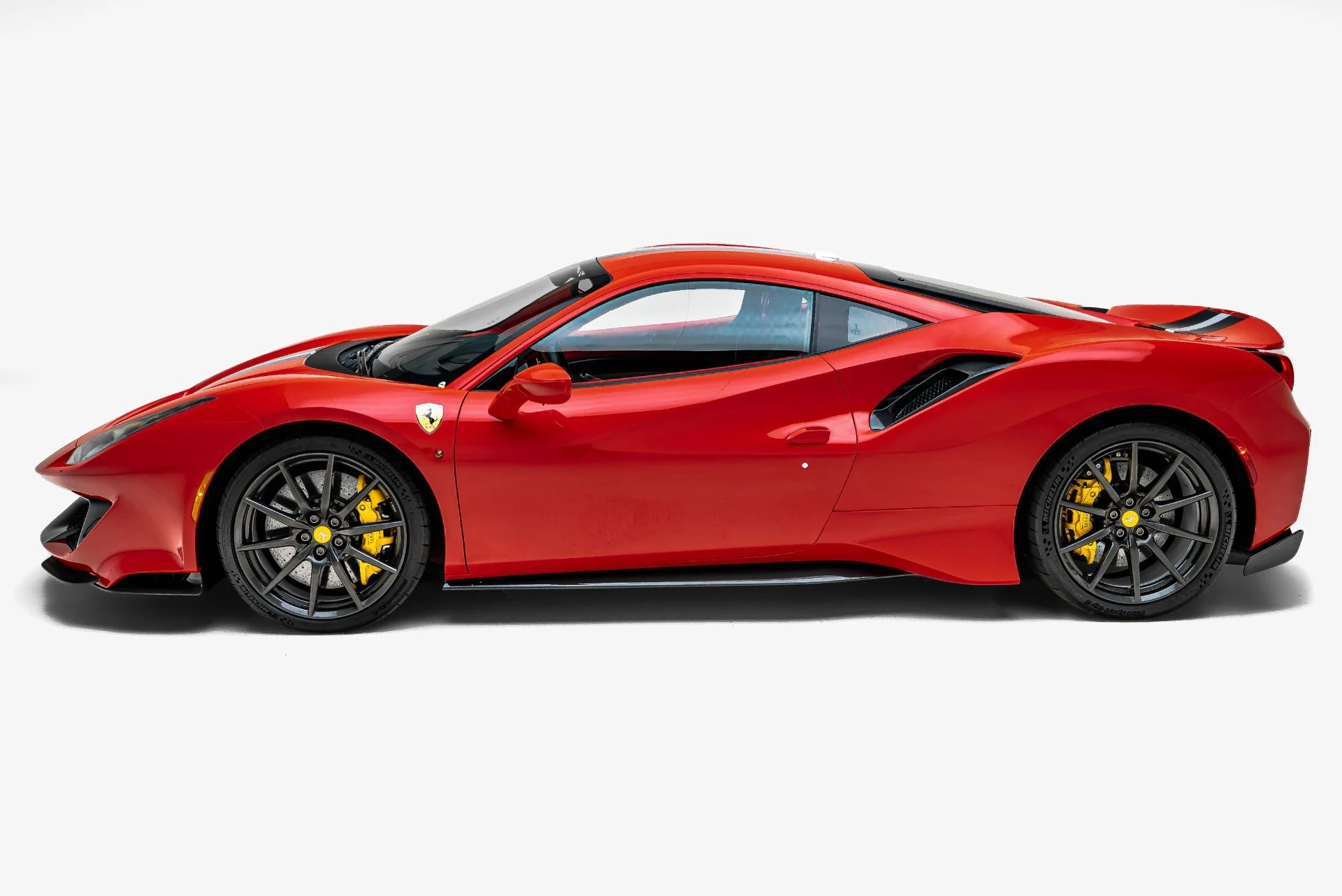 mph005_1873398260_Used_2019_Ferrari_488_Pista_1784869124_d77bc6d85d