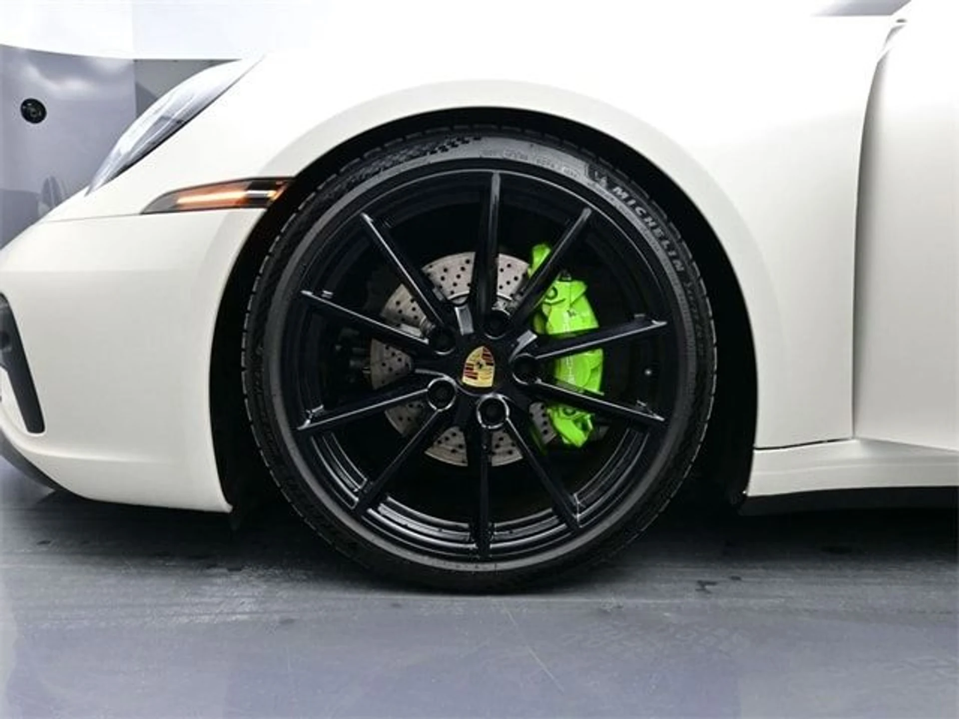 mph005_1878050548_a8678ab19d8f508f73f55bcb508182e9x_9fa345377d