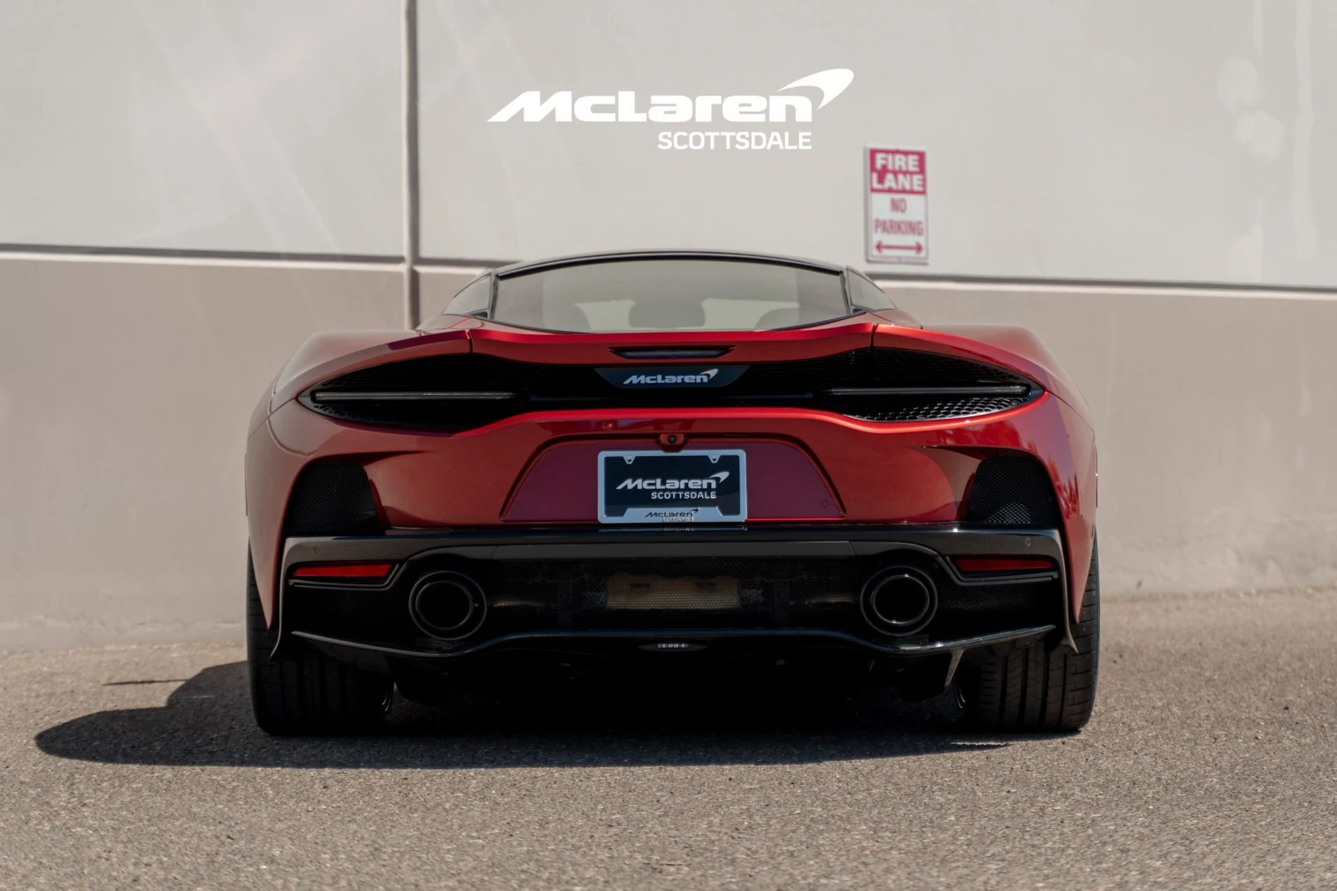 mph005_1883862911_Used_2023_MCLAREN_GT_1775925020_8ee8245d6d