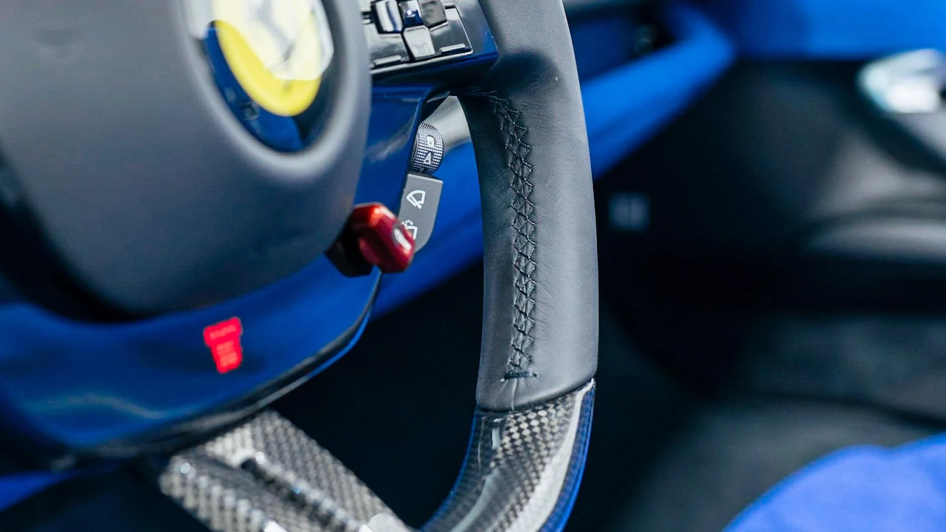 mph005_1884367743_Used_2026_Ferrari_296_GTS_1785931084_9f9b427c0d