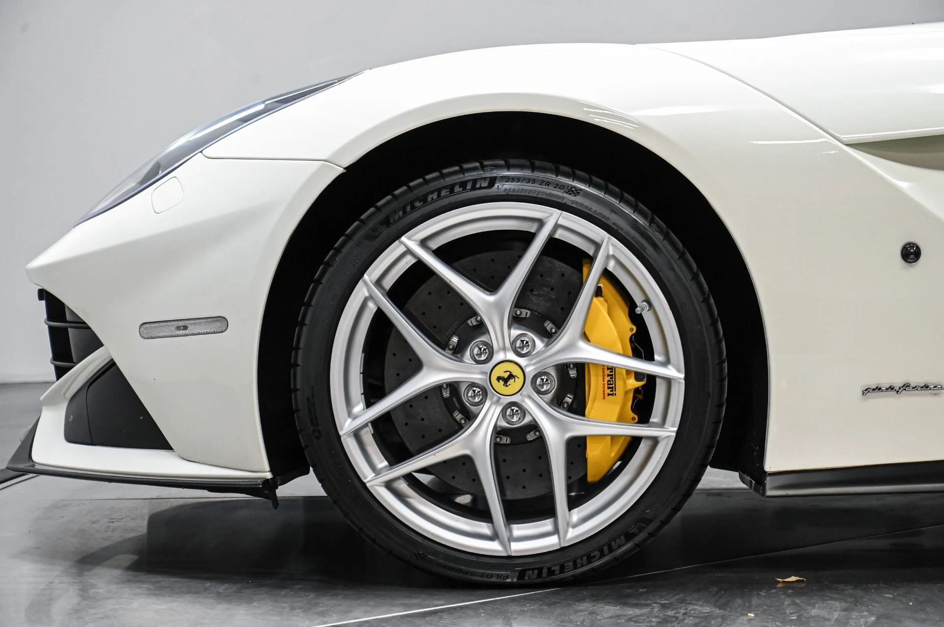 mph005_1885785389_Used_2015_Ferrari_F12_Berlinetta_1770858306_e864dd2999