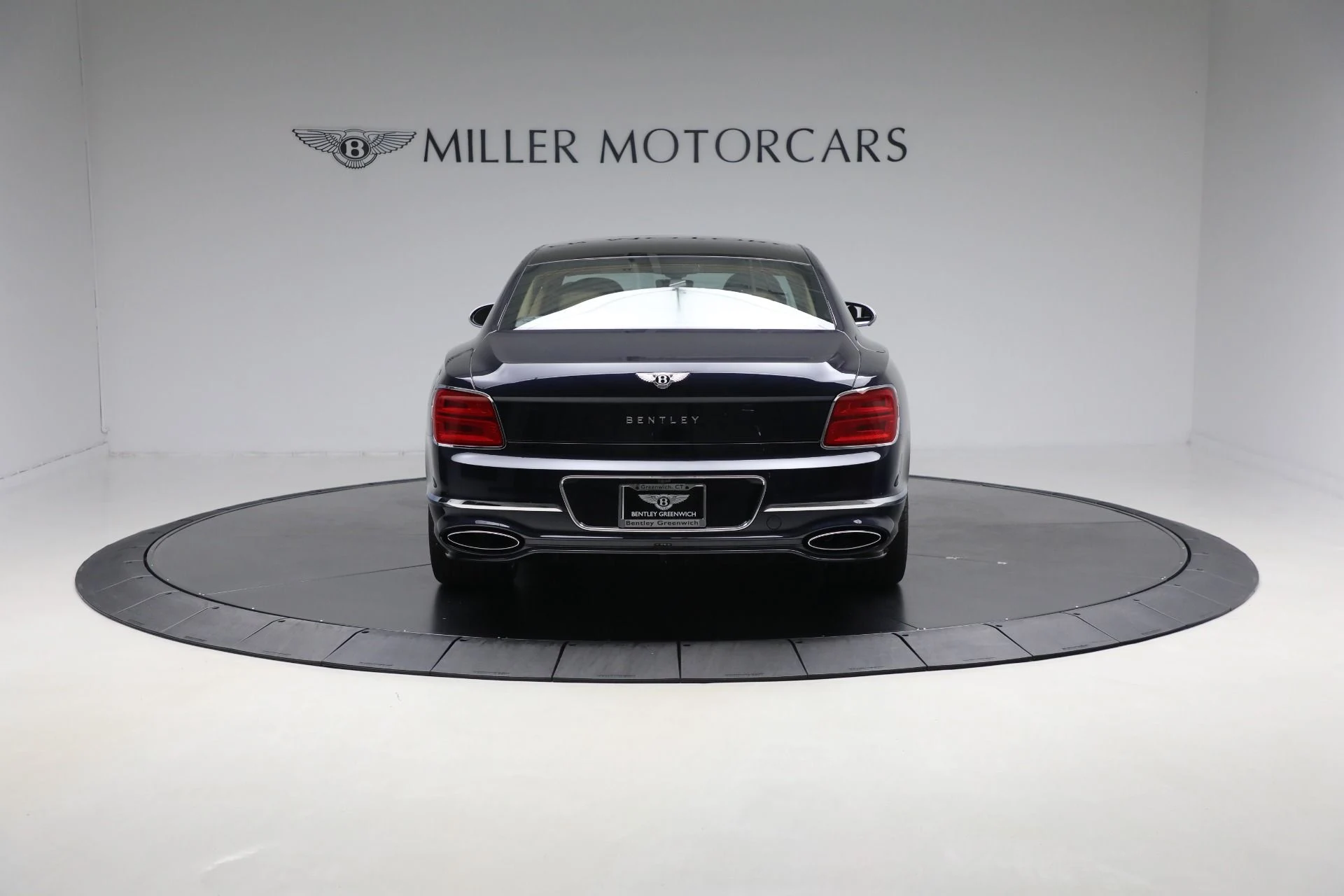 mph005_189261594_New_2025_Bentley_Flying_Spur_Mulliner_b90247ef1e