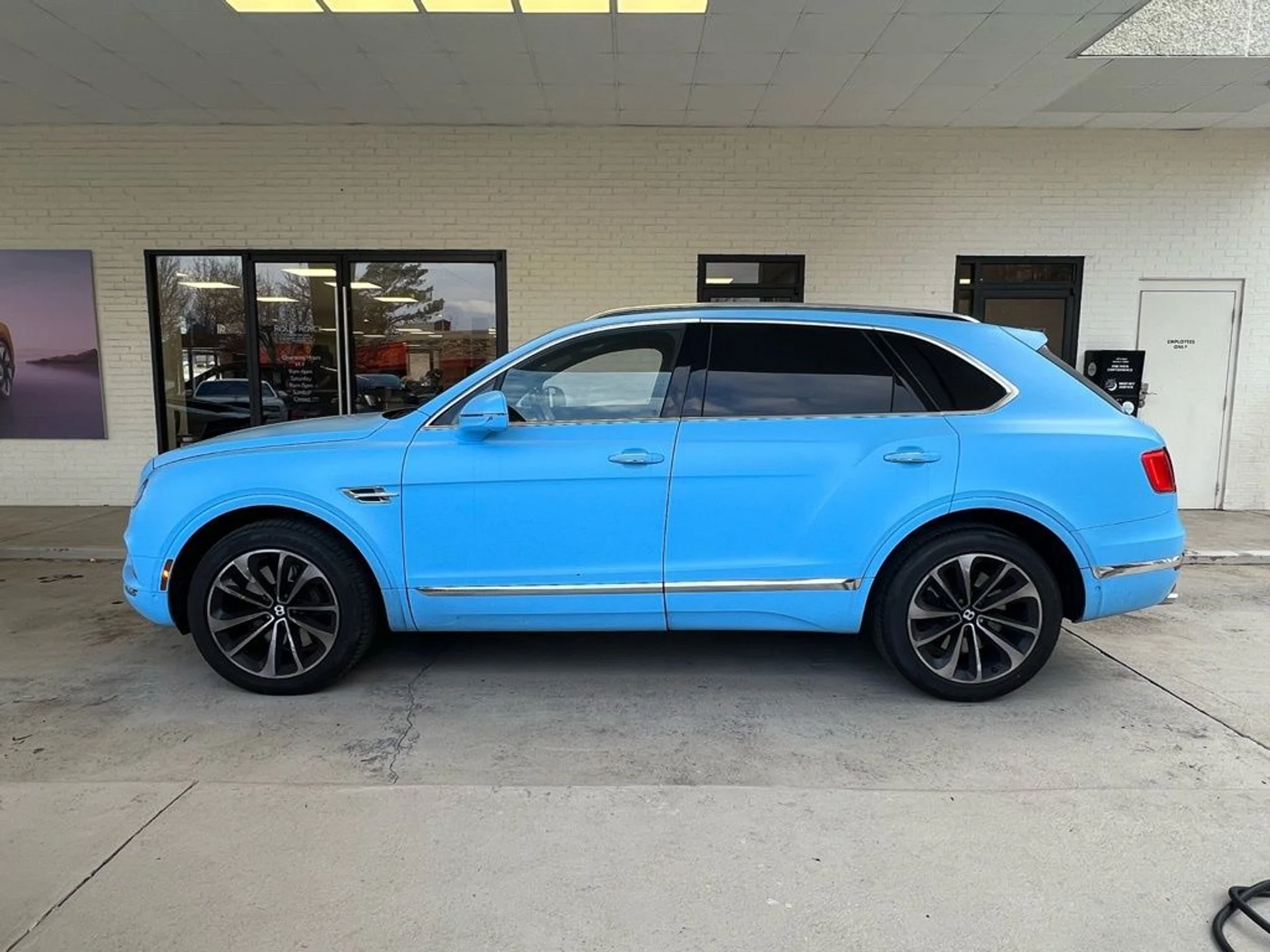 mph005_1893009454_a574db5a565f022ae1a2b333e260d653x_9e2a15ea30