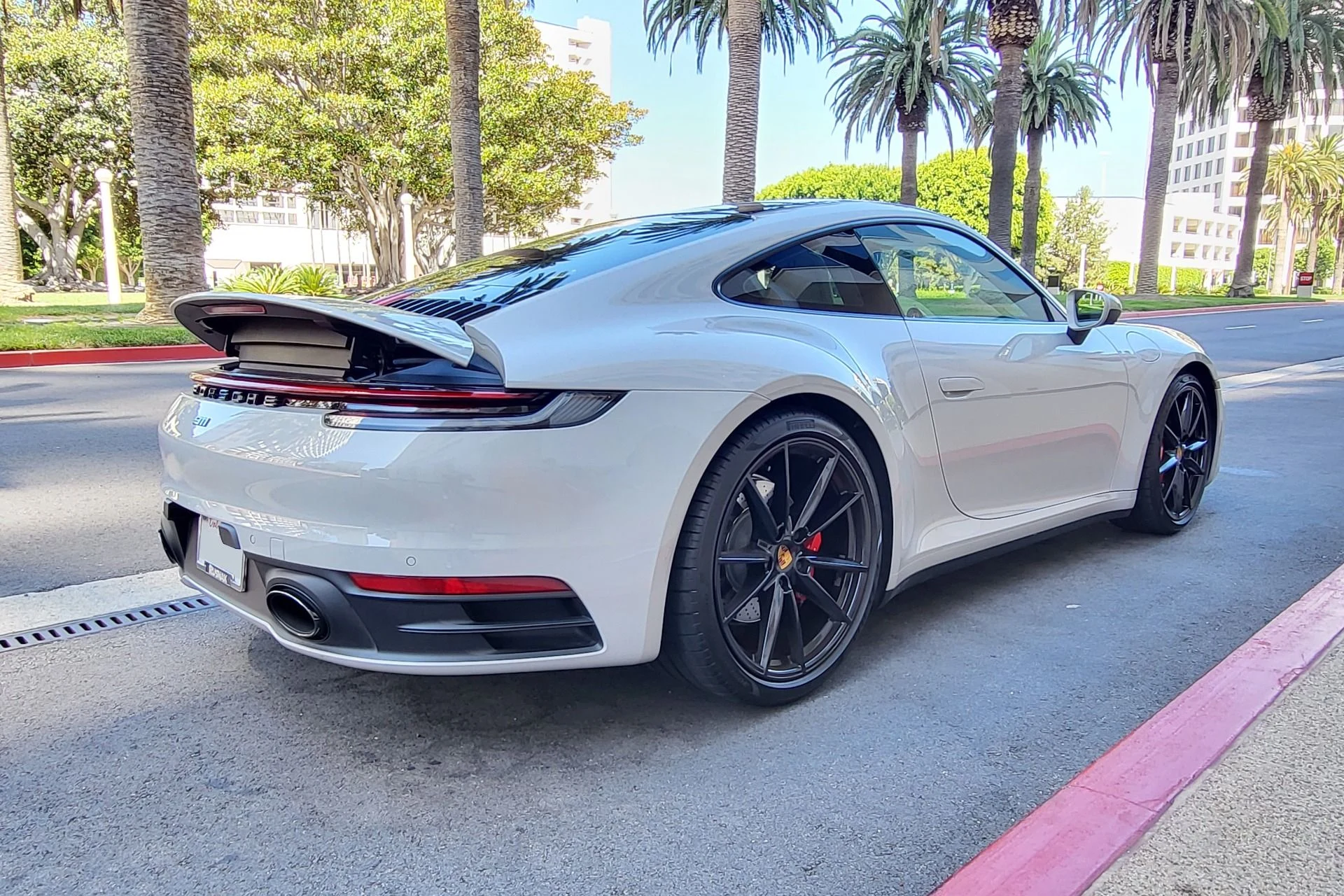 mph005_1894820463_Used_2021_Porsche_911_Carrera_S_1768411086_3ceabfc864