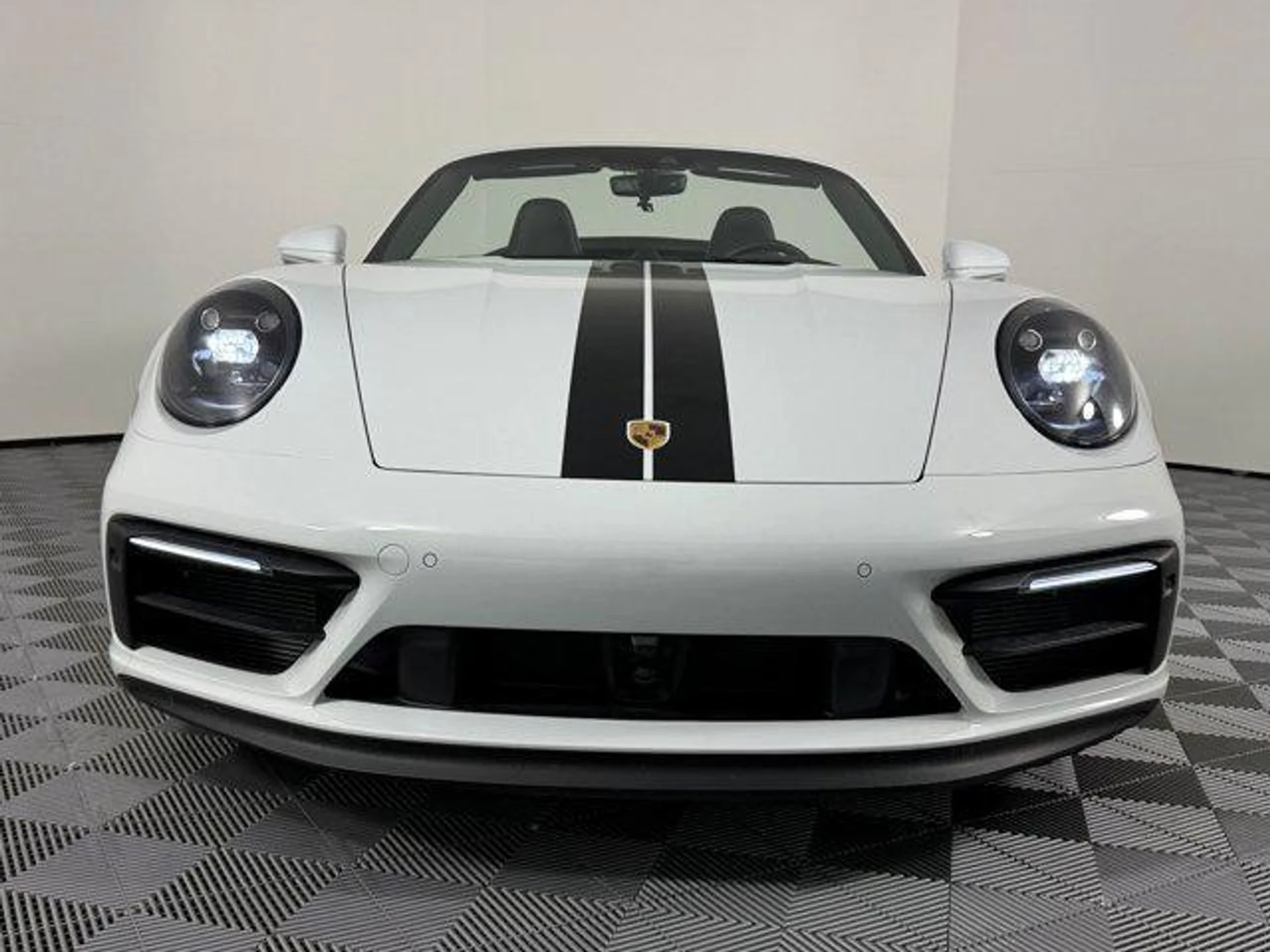 mph005_1895778427_0_W_Jg_Z_Ujp_Q_Tz9pqep_UXR_9ork_Bco_cb50a674d8