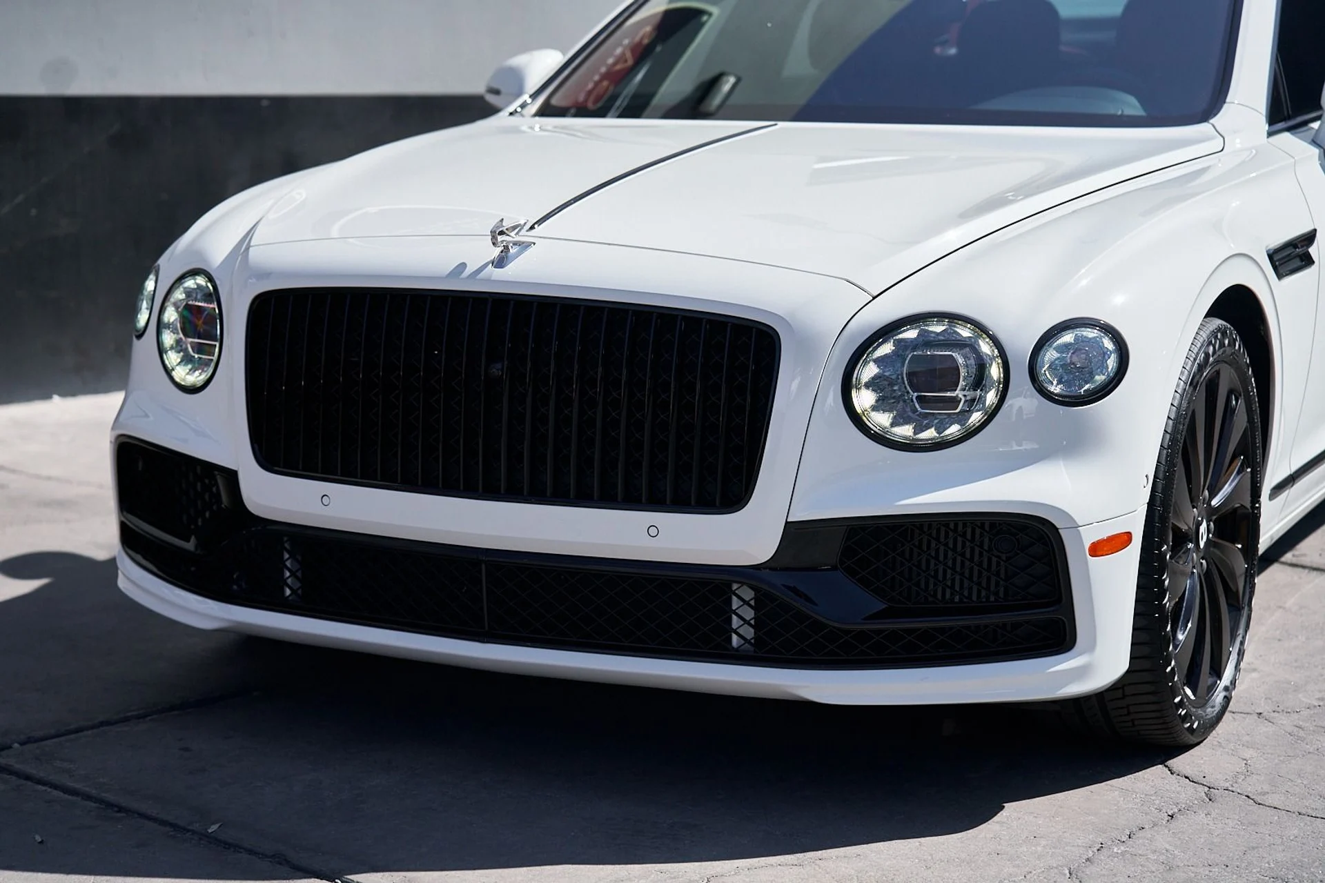 mph005_1897341249_Used_2021_Bentley_Flying_Spur_V8_1745953901_58588d1416