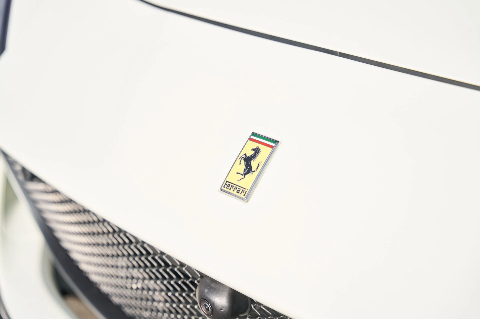 mph005_1914280229_Used_2018_Ferrari_812_Superfast_Base_1793220956_f88dab7abf