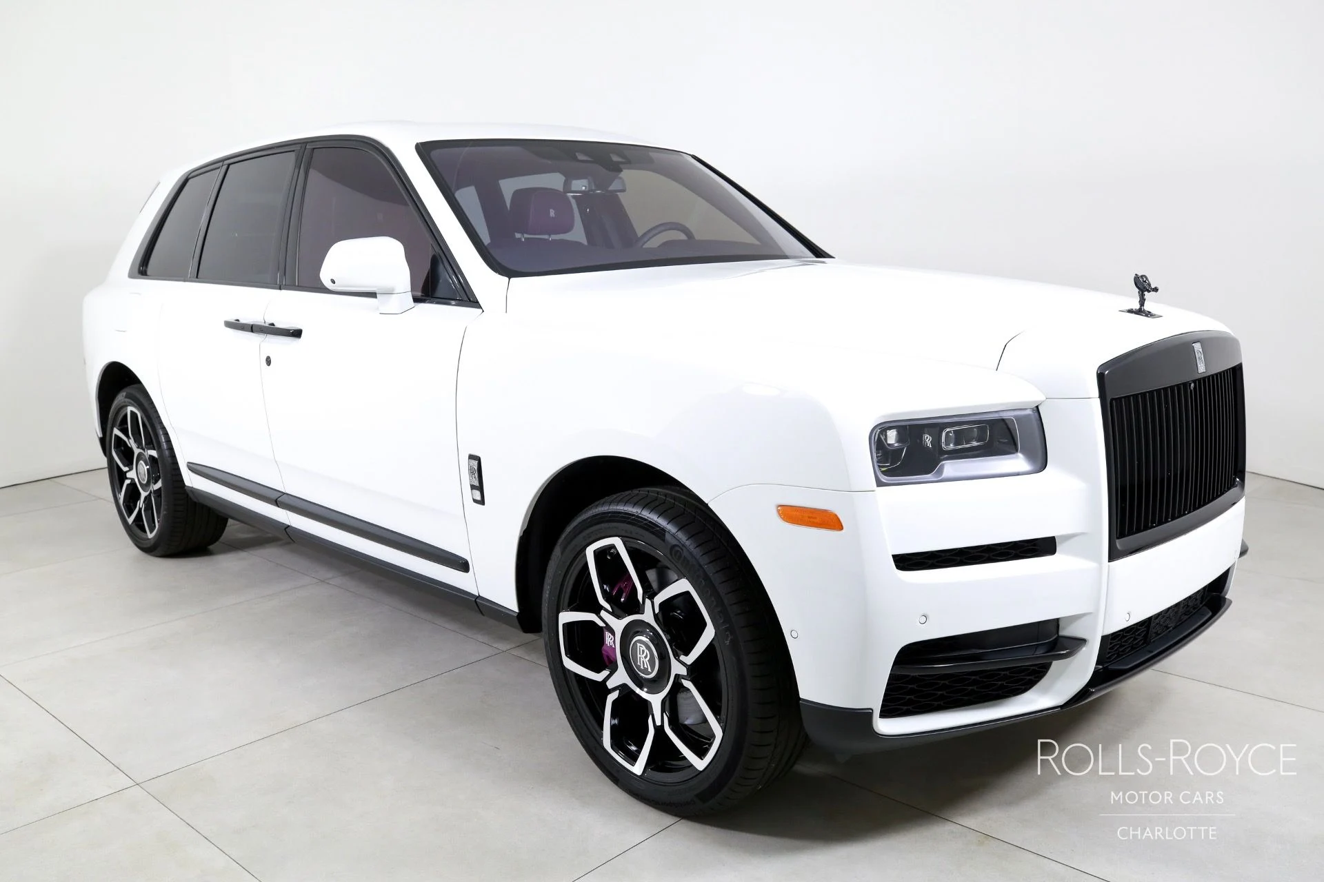 mph005_1915478347_Used_2024_Rolls_Royce_Cullinan_1750949955_6e93bf03b7