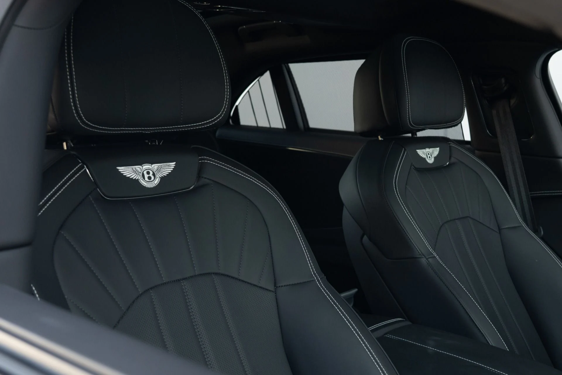 mph005_1915717884_Used_2024_Bentley_Flying_Spur_Edition_8_1757964716_2bbbe848c7