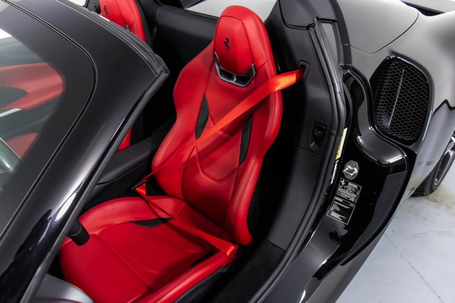 mph005_1915946086_78a8fc306a7127359f6833ac071cc816x_0555731f85