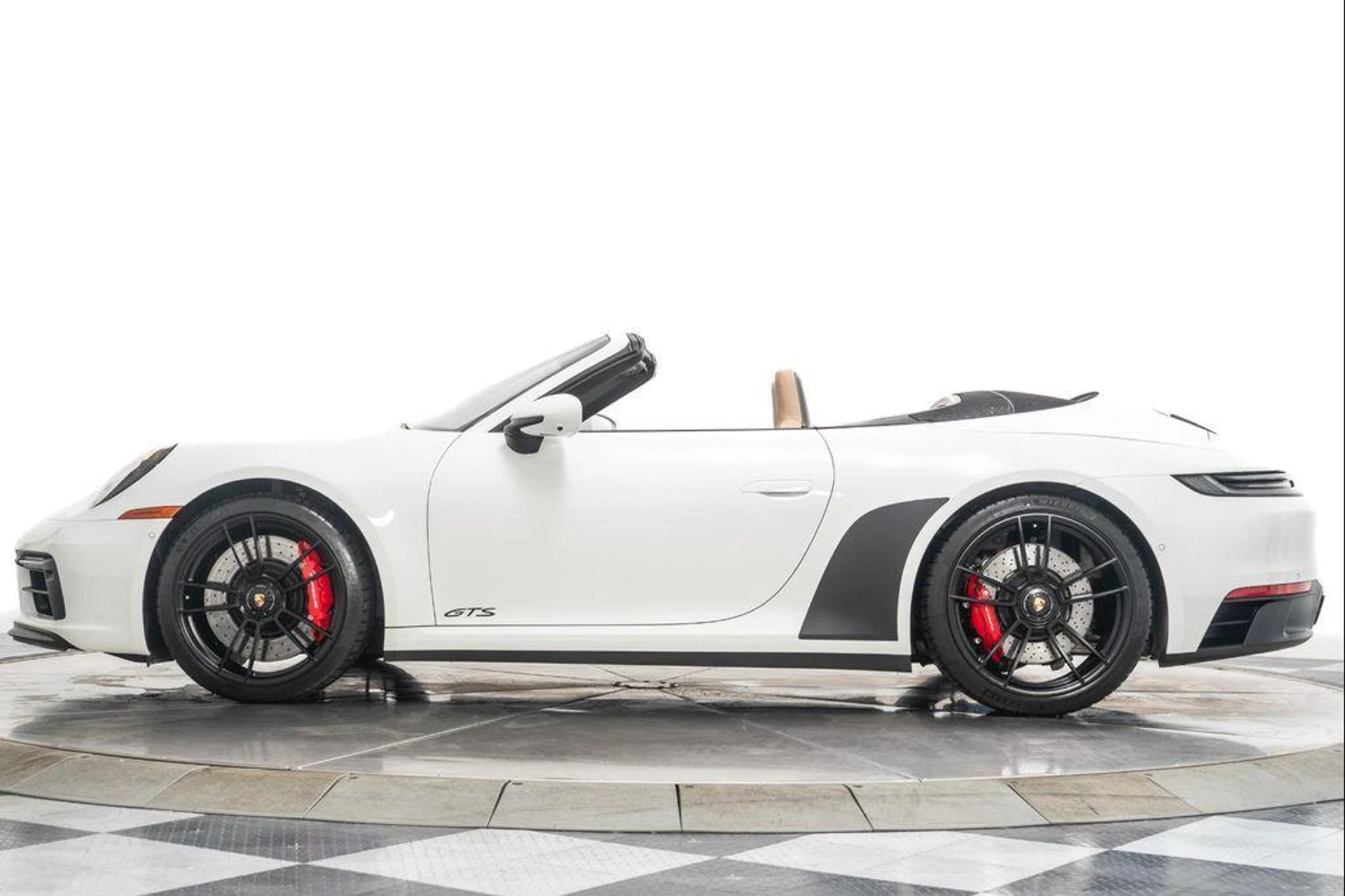 mph005_1926781197_w_EV_WL_Nm_C4y4_KAB_5hr9h6_Bn_Iy_ZI_09b57e4049