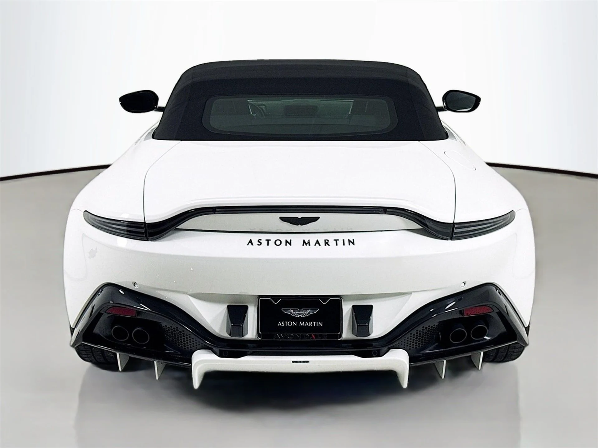 mph005_1932376122_eeb834bd85efb962de56483b7ee455f4x_aee226910f