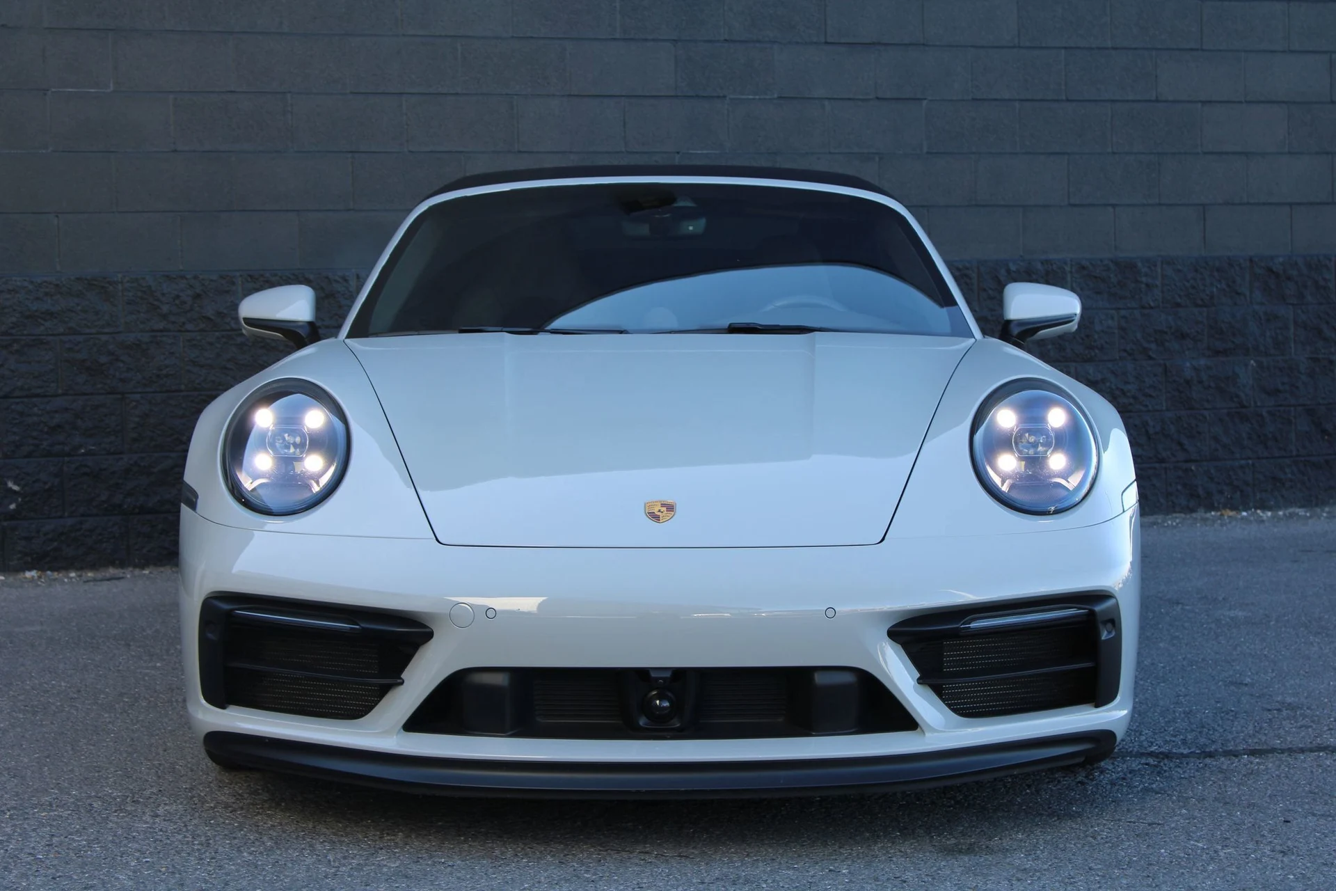 mph005_1943917220_cc29b6dce2765b89a076f37cf7965a7a_28202eabb0