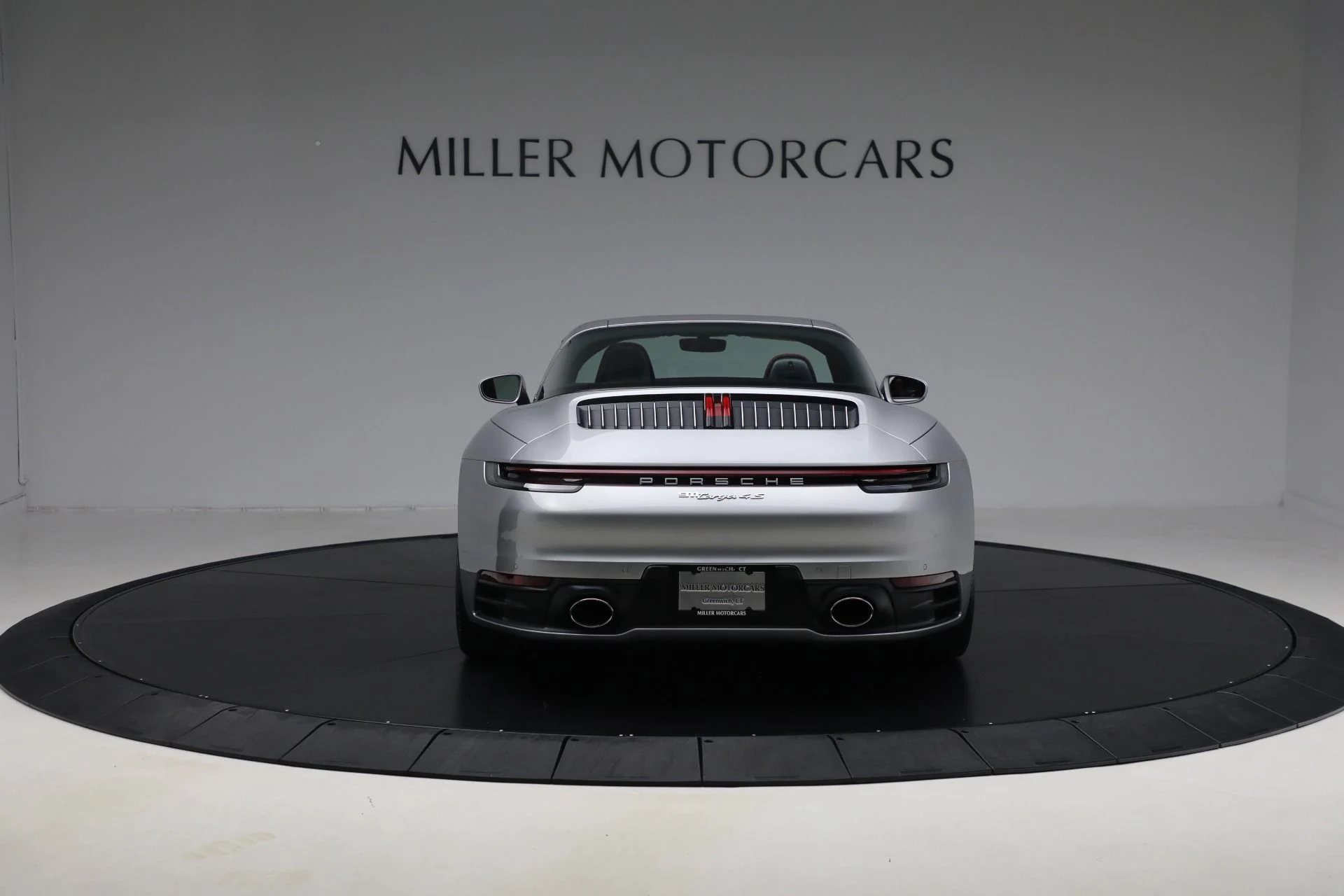 mph005_1945753508_Used_2024_Porsche_911_Targa_4_S_b14c575007