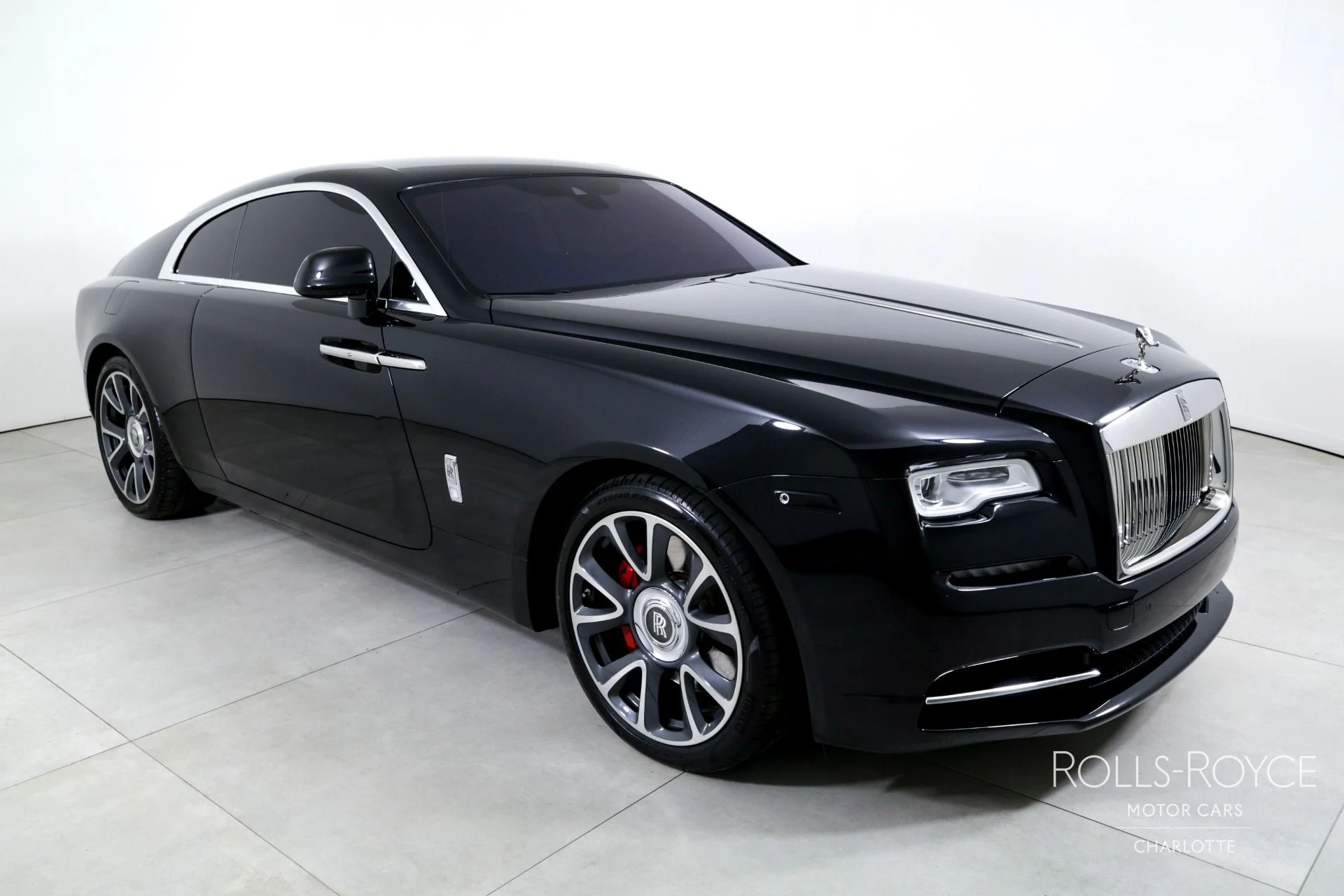 mph005_1945755605_Used_2020_Rolls_Royce_Wraith_1742827332_7b0e0cb1d9