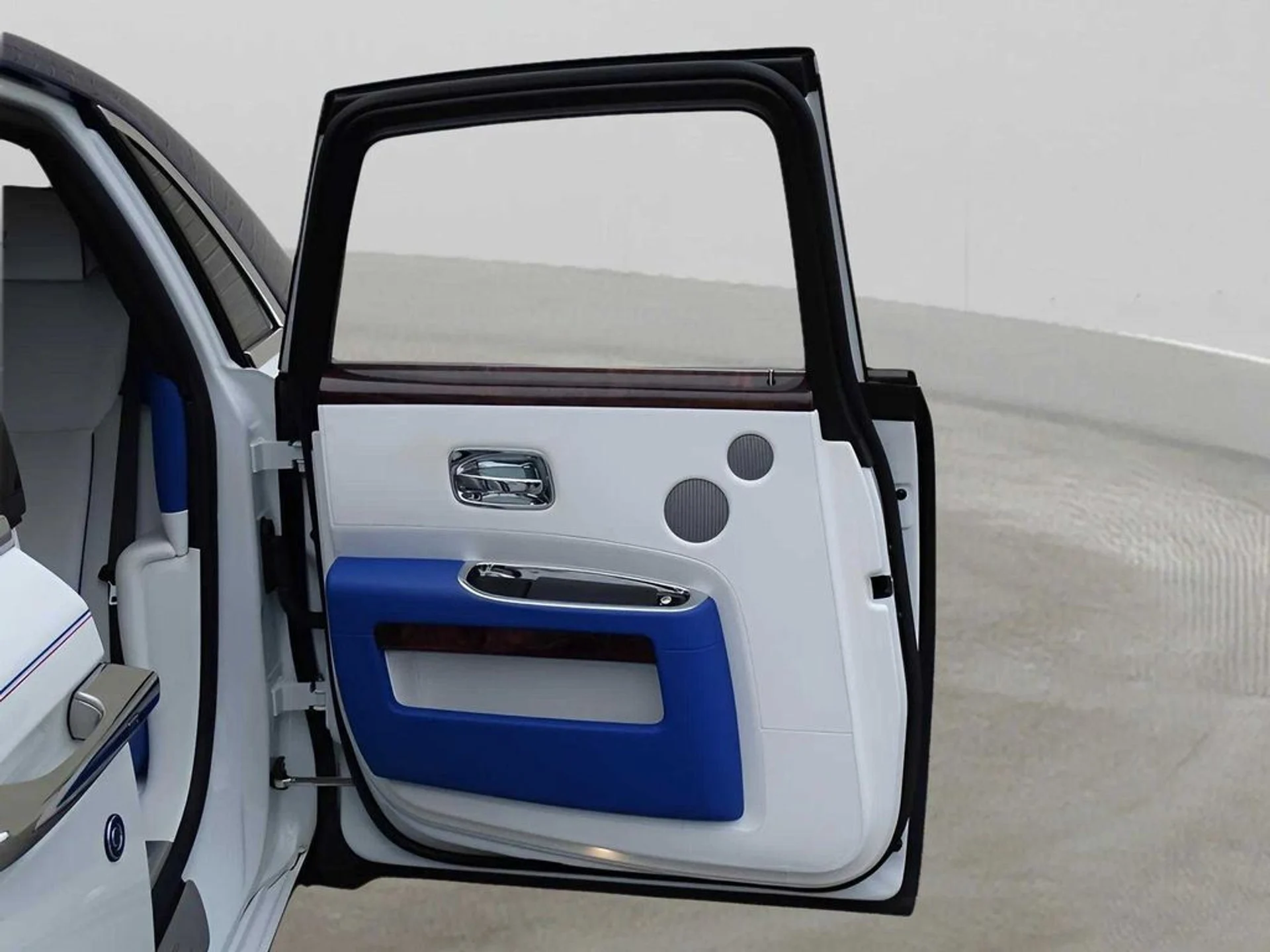 mph005_1946490445_4yoyv5pijlw4bkberj6ba19xm6cc_294d5c79eb