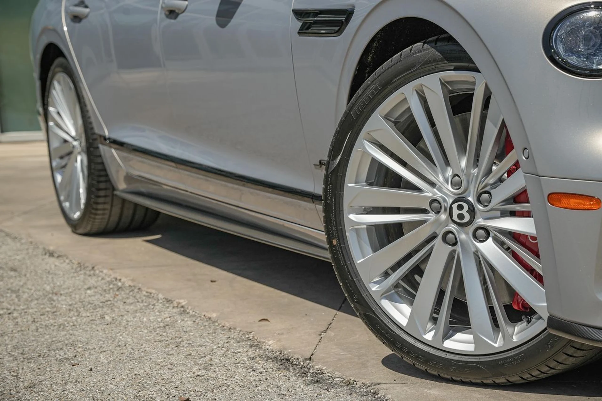 mph005_1954963505_Hi_Tech_Luxury_Imports_LLC_SCBBR_6_ZG_8_SC_021779_image_5_84b10aaf73