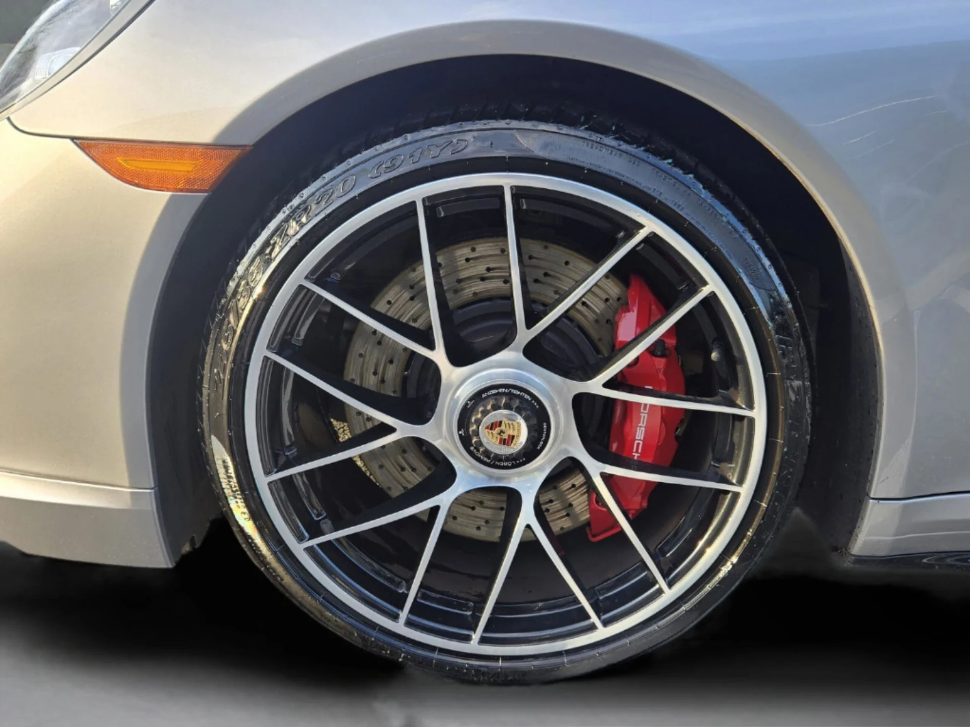 mph005_1965868433_b18e01d8513a002b9208cef904adcbd0x_731e132431