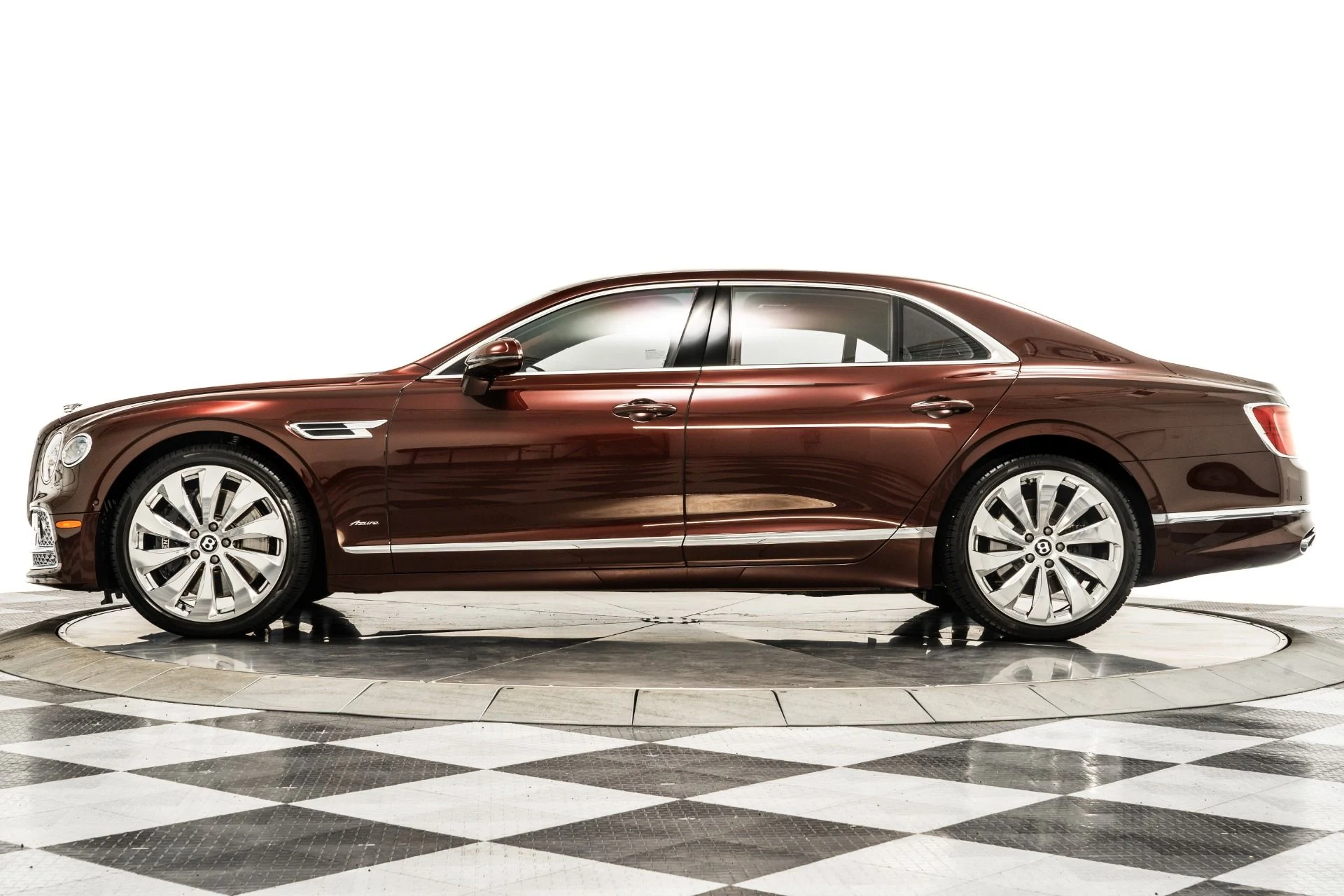 mph005_1966561819_Used_2023_Bentley_Flying_Spur_Azure_1755704000_9670bf5e34
