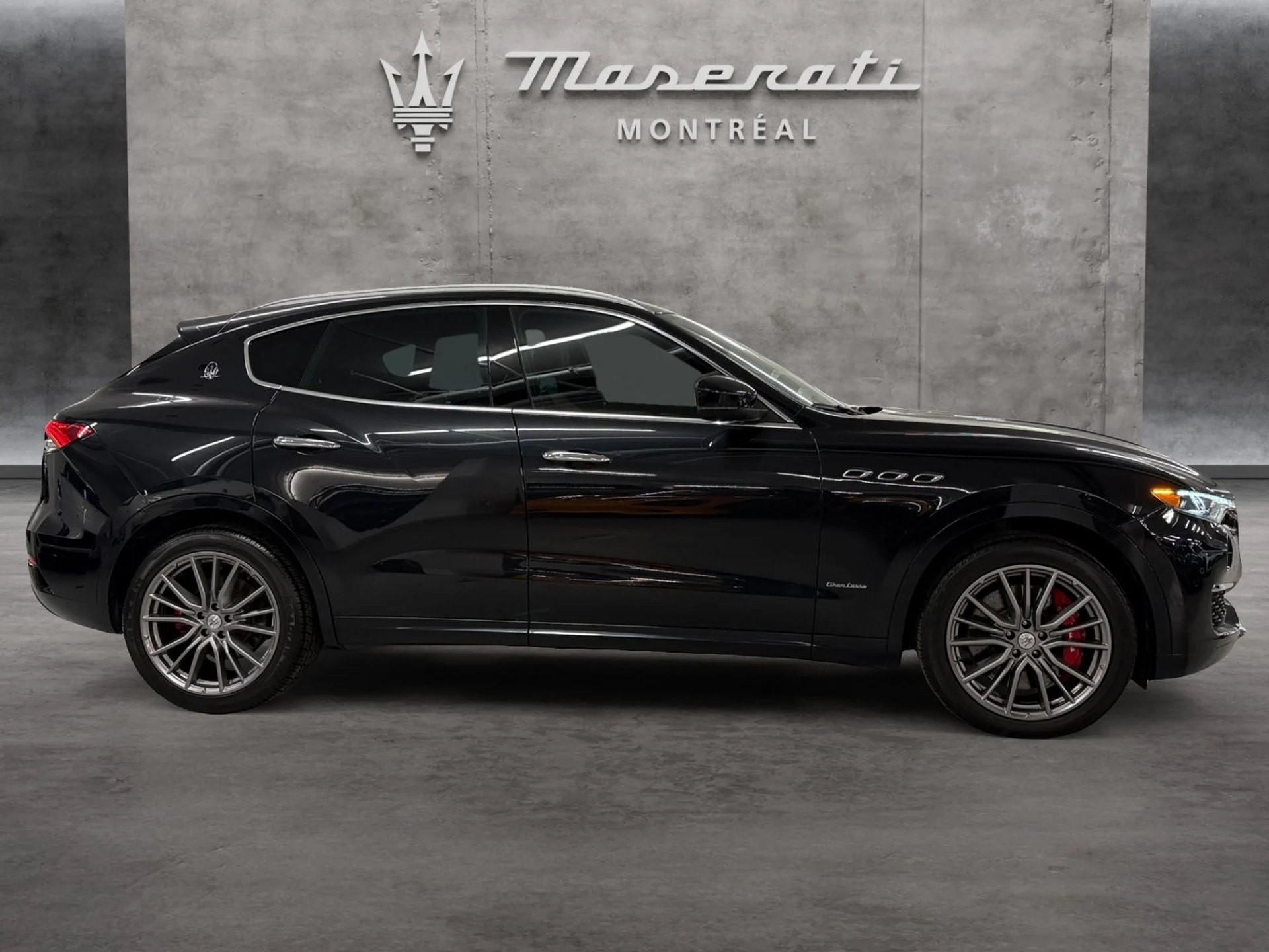 mph005_1972219836_c0b02902_30d9_49ed_9a82_01c6b3a61d53_7c8115f023