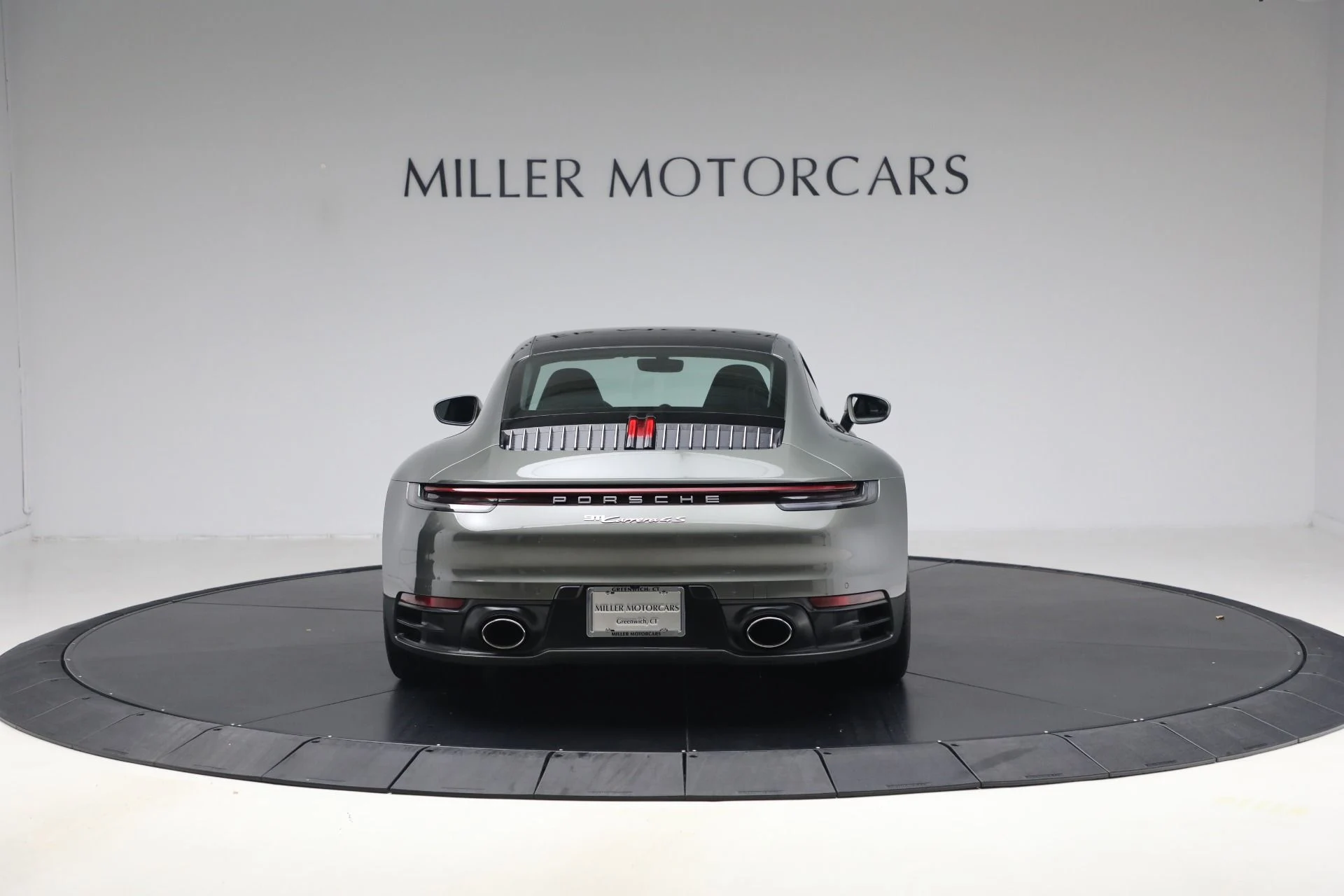mph005_1981489271_Used_2020_Porsche_911_Carrera_4_S_1792437581_b1ba1ab974