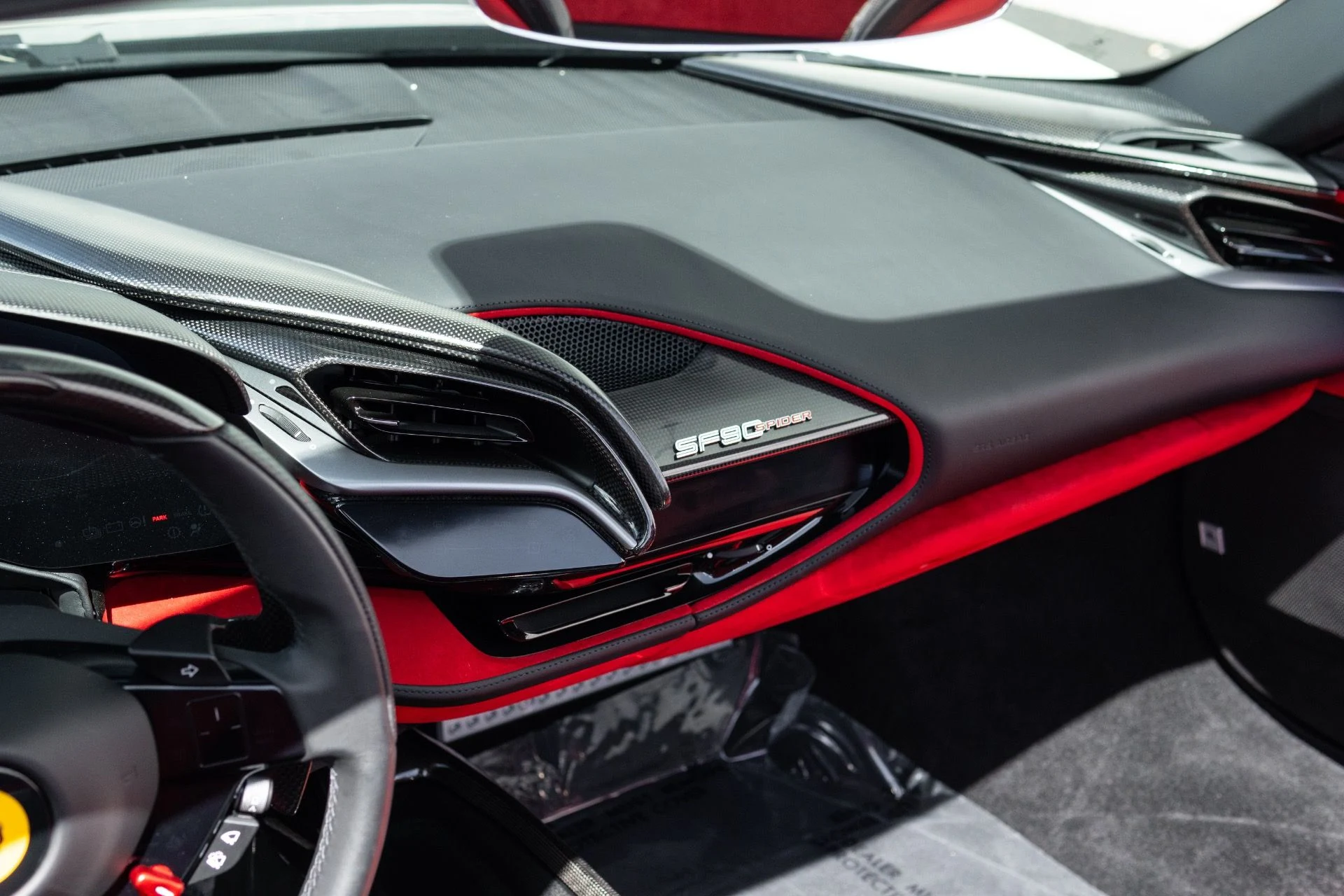 mph005_1982887528_Used_2024_Ferrari_SF_90_Spider_1774069199_9bda642057