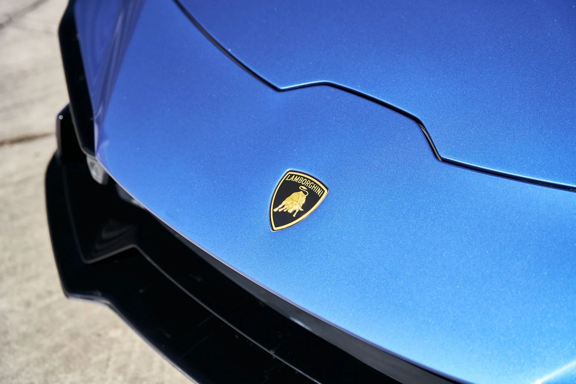 mph005_1988925326_Used_2024_Lamborghini_Huracan_Tecnica_Base_1773278372_bd37ce2de7