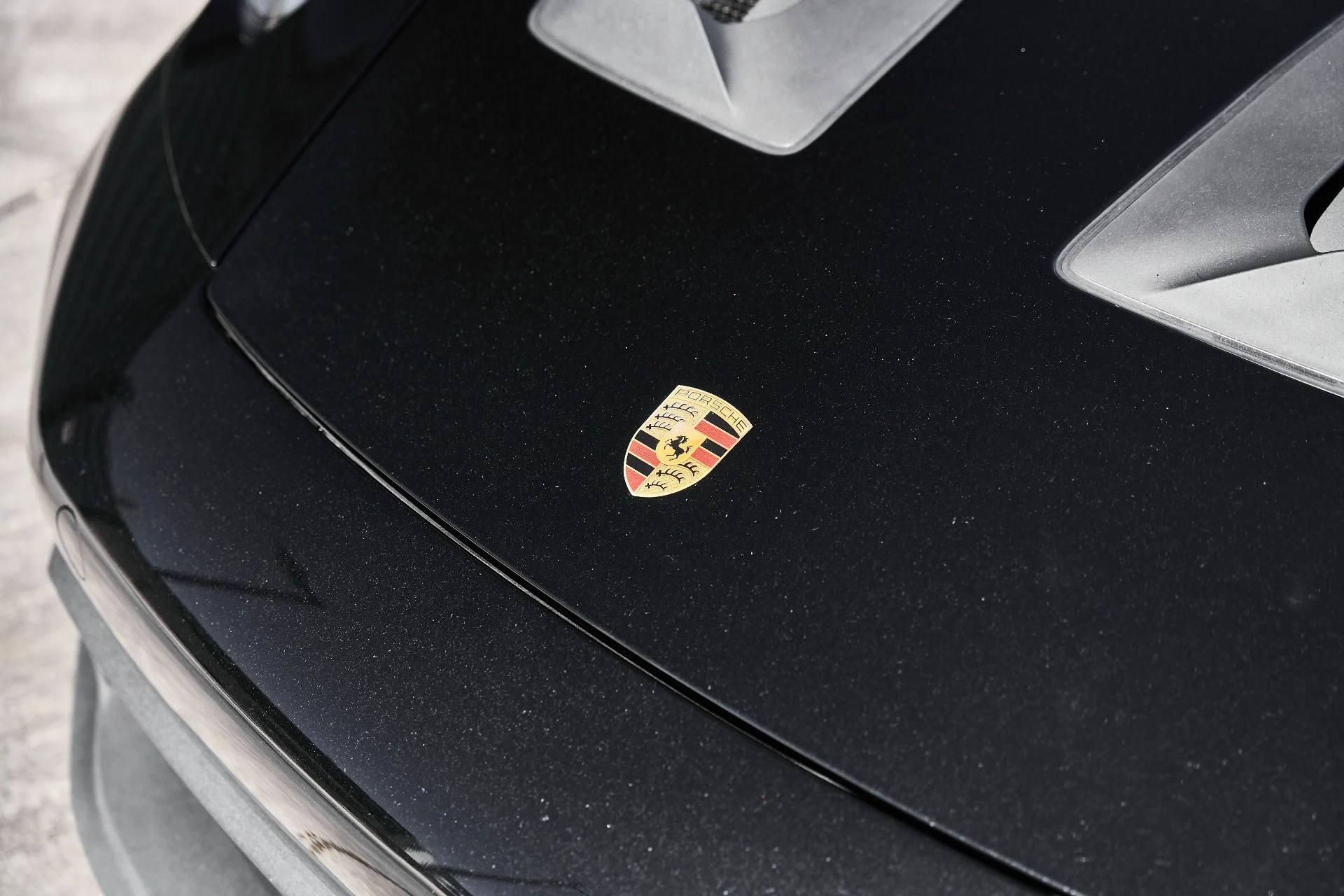 mph005_1994940675_Used_2024_Porsche_911_GT_3_RS_1775094493_bb3ab95922