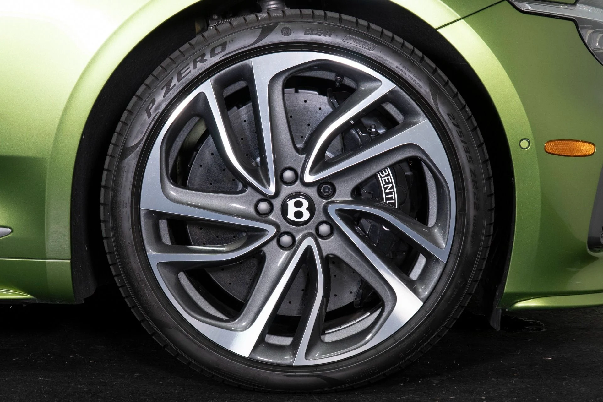 mph005_1996226442_New_2025_Bentley_Continental_GT_1777615565_32a7d8c042