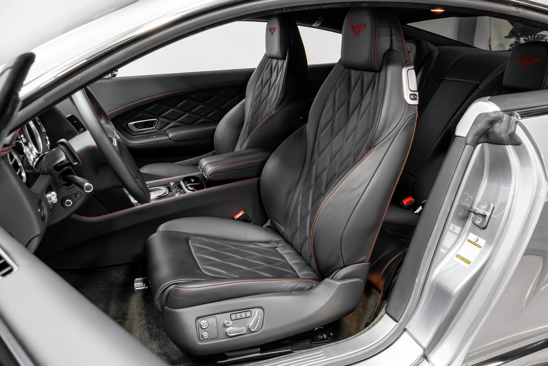 mph005_2002089085_Used_2015_Bentley_Continental_GT_V8_S_1770244632_2f424da9a6