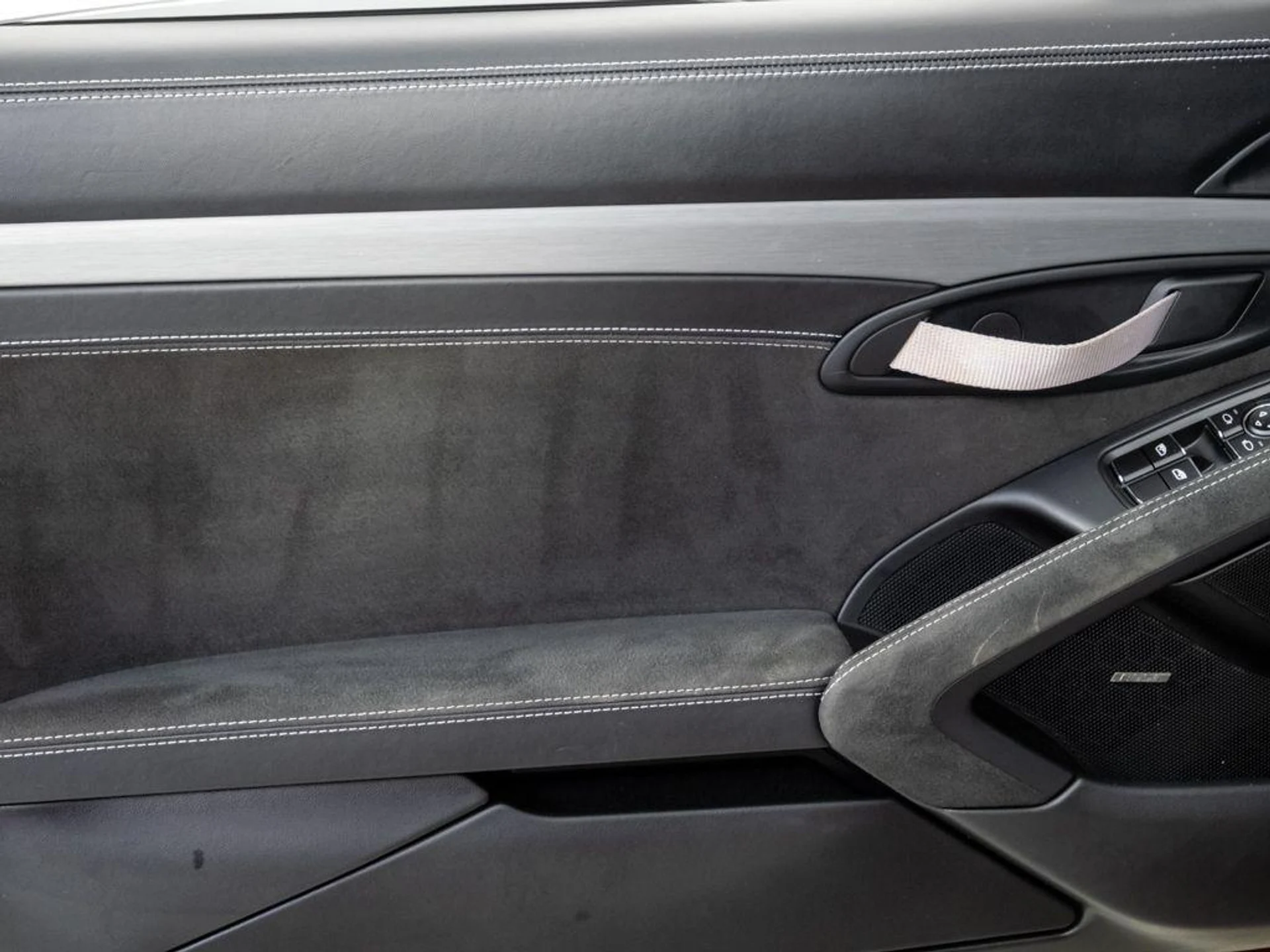 mph005_2007250041_b_Lw_KDN_Pm_2n5t_Pl_Et_TM_Fd_D5_Rvdk_598e4c5ecc