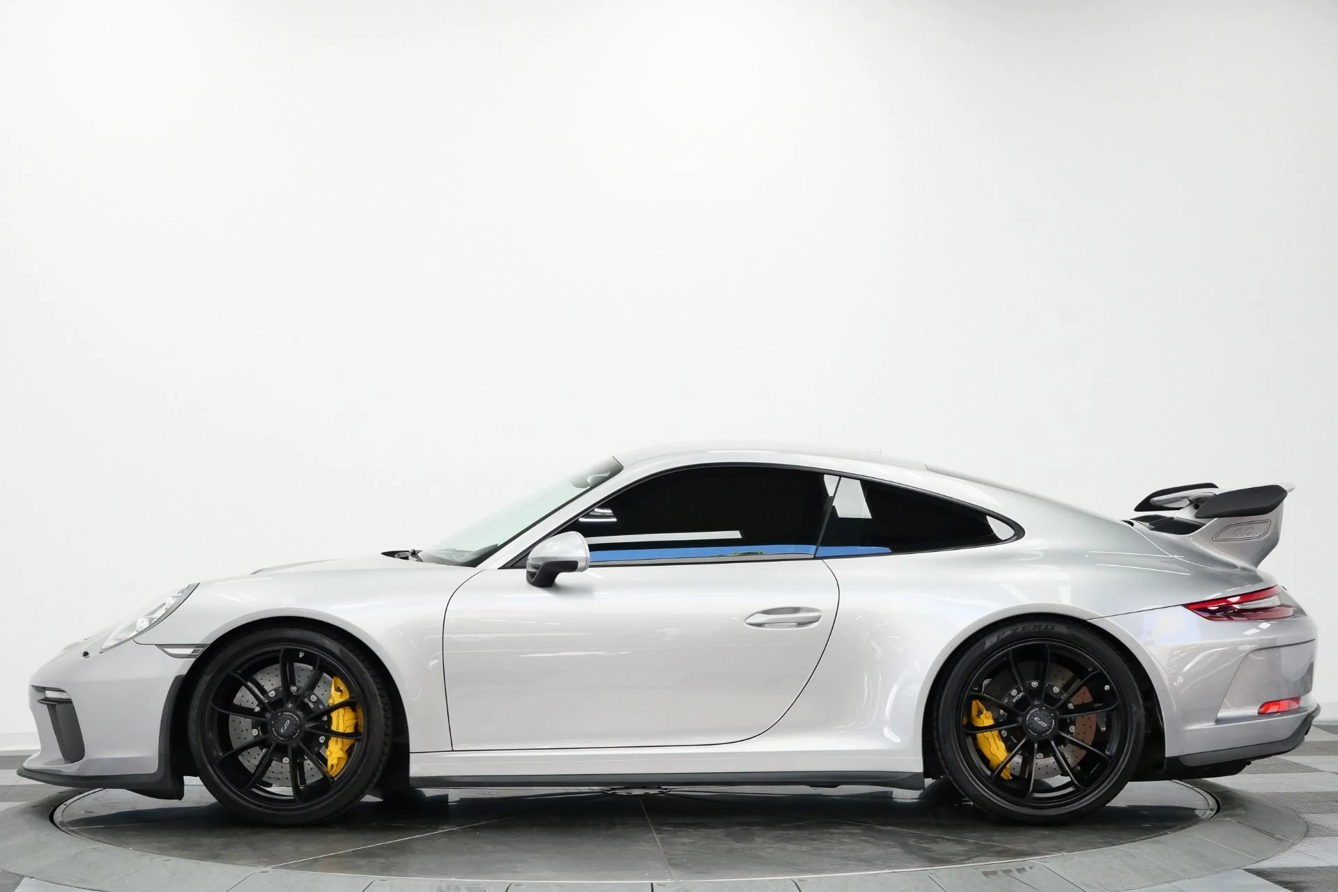mph005_2008795330_Used_2018_Porsche_911_GT_3_6_Speed_Manual_Carbon_Buckets_Carbon_Brakes_1787849998_c05419b1fd