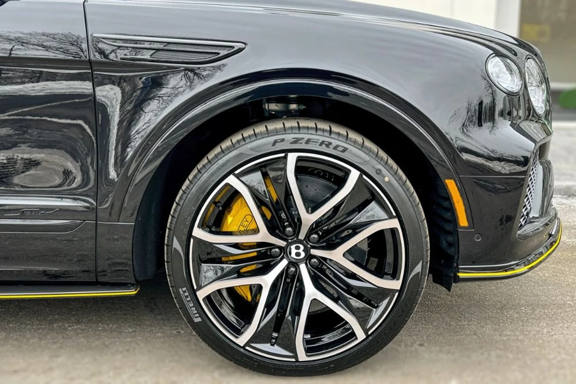 mph005_2009791988_New_2026_Bentley_Bentayga_Speed_1770287407_afc0124c4d