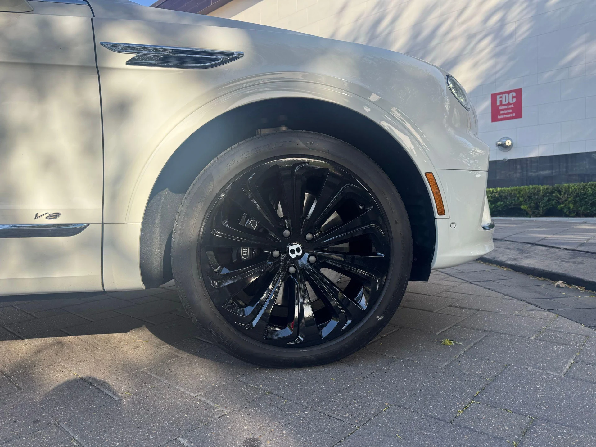 mph005_2029264573_504421364_69b8a23fee0268e08f621543_eb197fb847