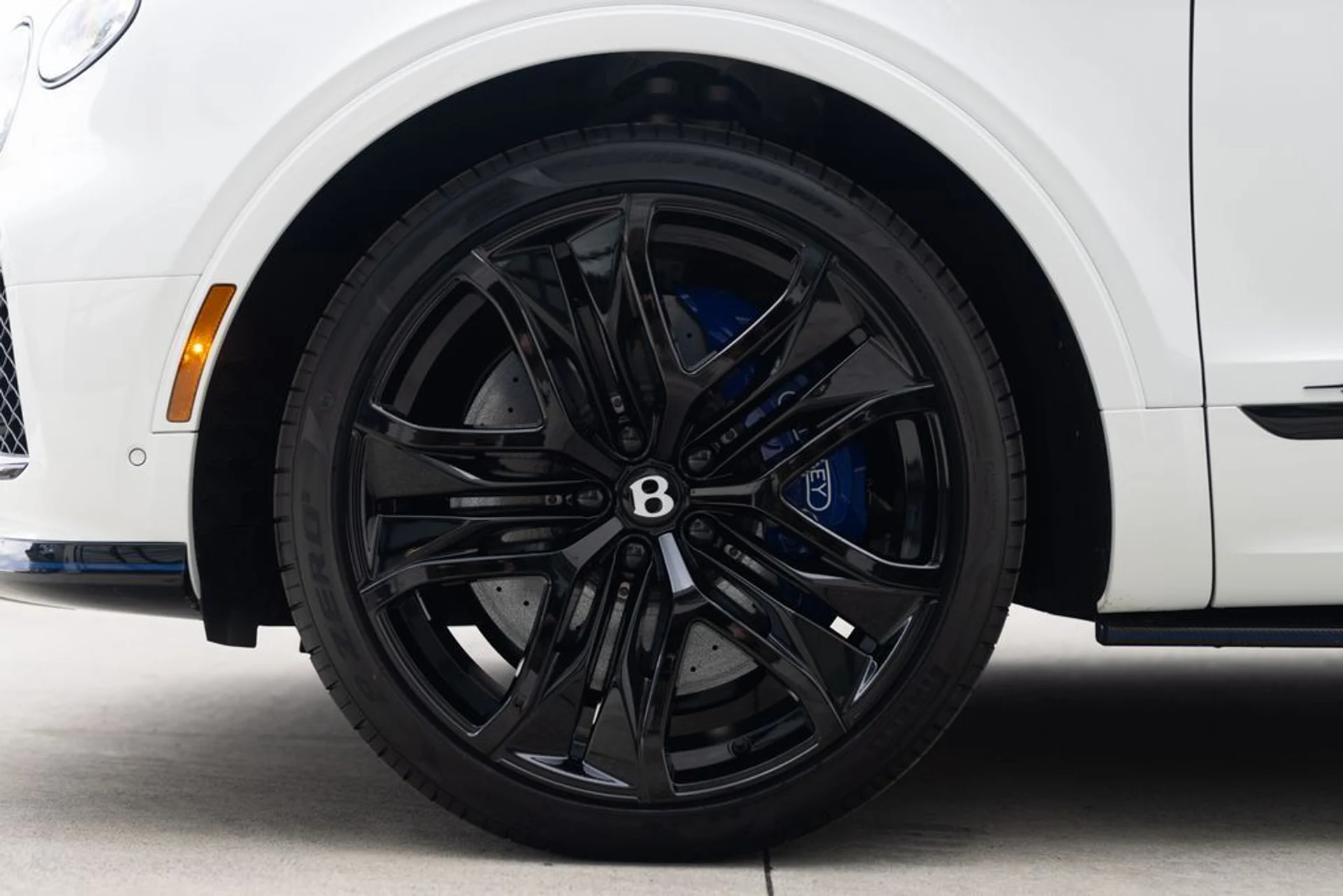 mph005_2032181168_4c51843cd99092b1ae73388d35bd0eb7x_9f960c9145