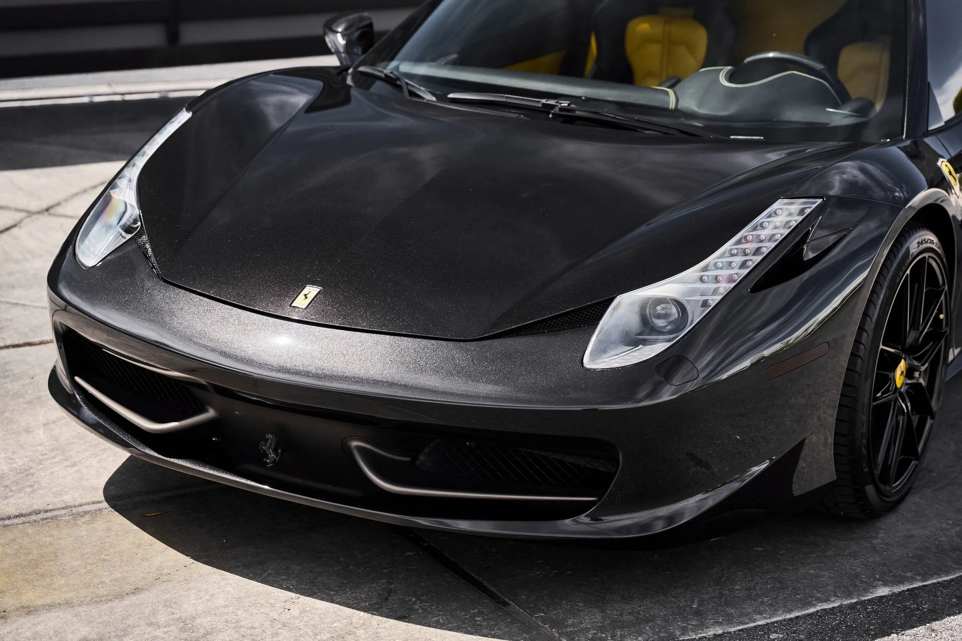 mph005_2032292143_Used_2013_Ferrari_458_Spider_Base_1778089027_5634708d71