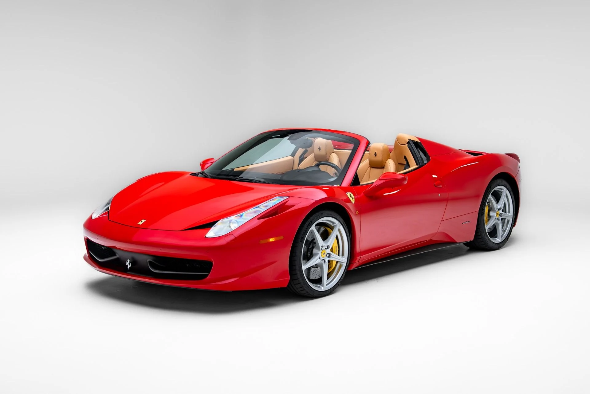 mph005_2032855562_Used_2014_Ferrari_458_Spider_1778539625_b57af1f4f3