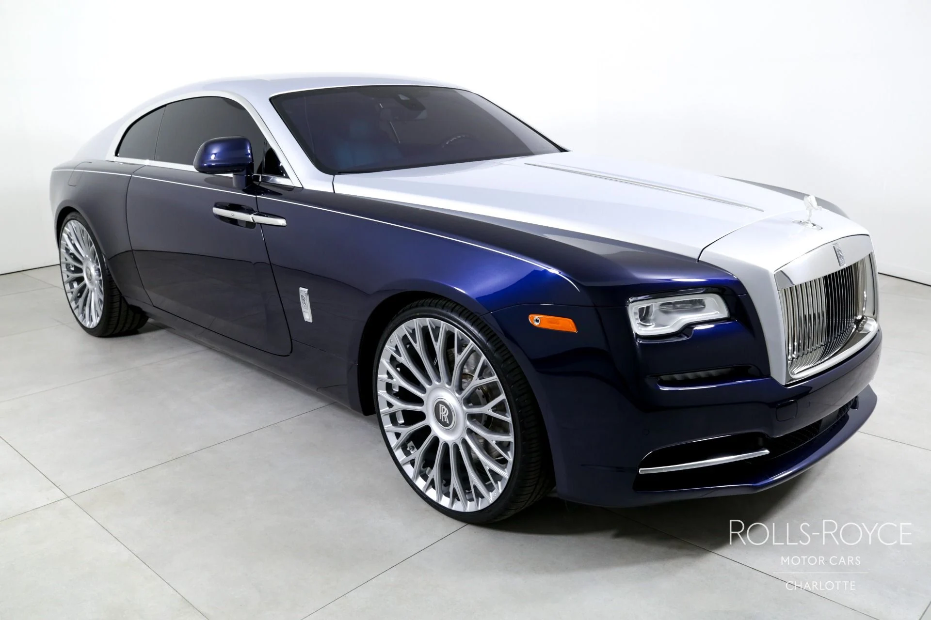mph005_2037851909_Used_2019_Rolls_Royce_Wraith_1743453383_33a8b5cda4