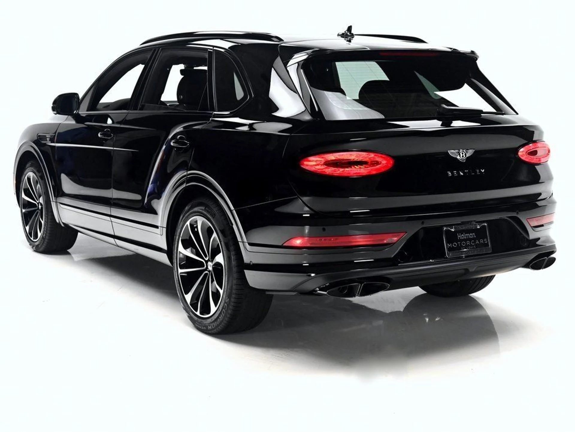 mph005_2044622993_c4d27e47e7e28b5bb9a670ecef68bcea_55a431cd04