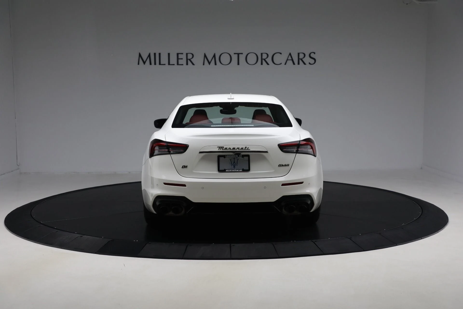mph005_204638797_Used_2022_Maserati_Ghibli_Modena_Q4_6e95c2a6d9