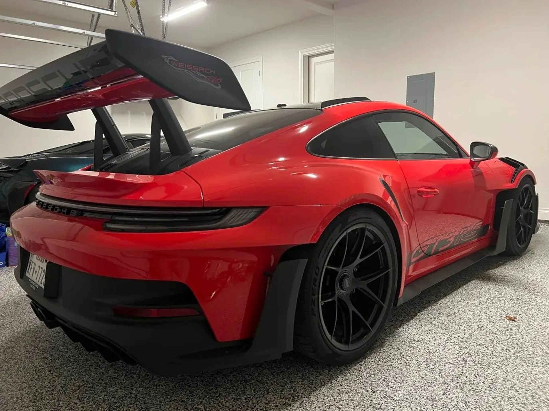 mph005_2061668060_Used_2024_Porsche_911_GT_3_RS_1769208958_1a7937f076