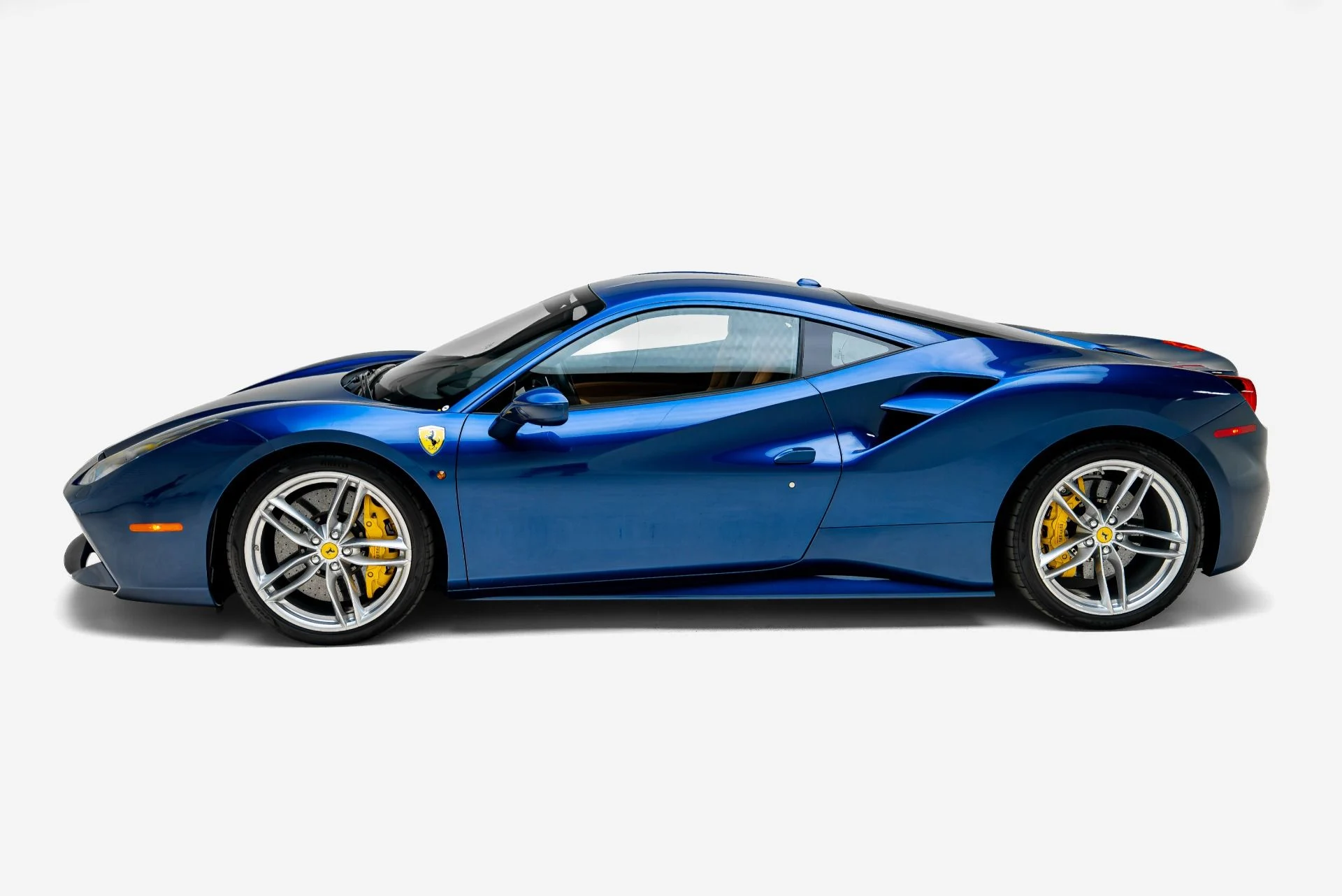 mph005_2065111311_Used_2017_Ferrari_488_GTB_1785538311_f41ce8d779
