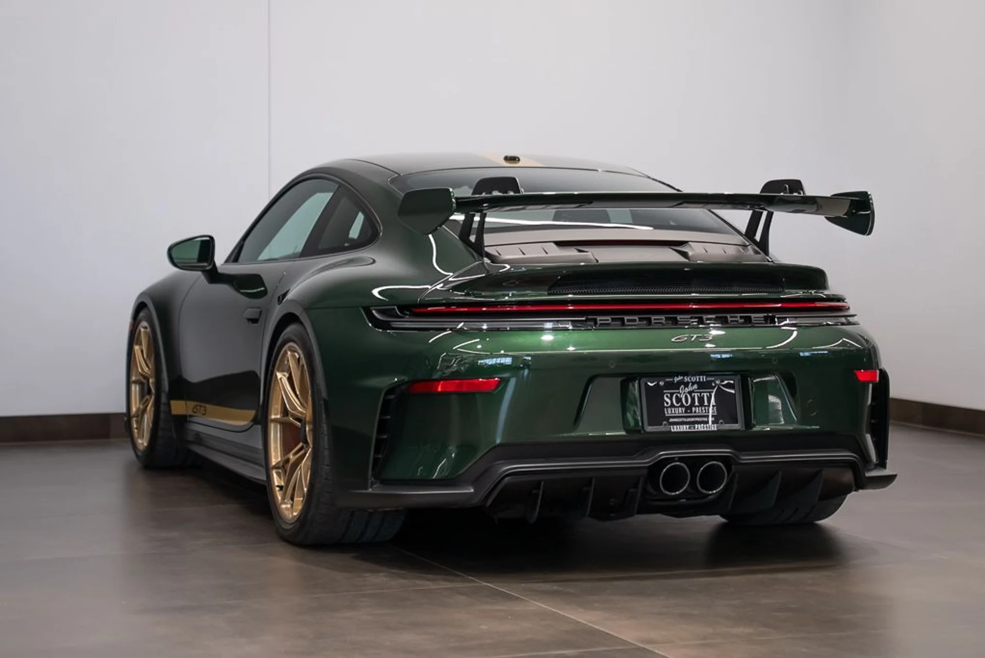 mph005_2066747052_porsche_911_2026_31f86705e3