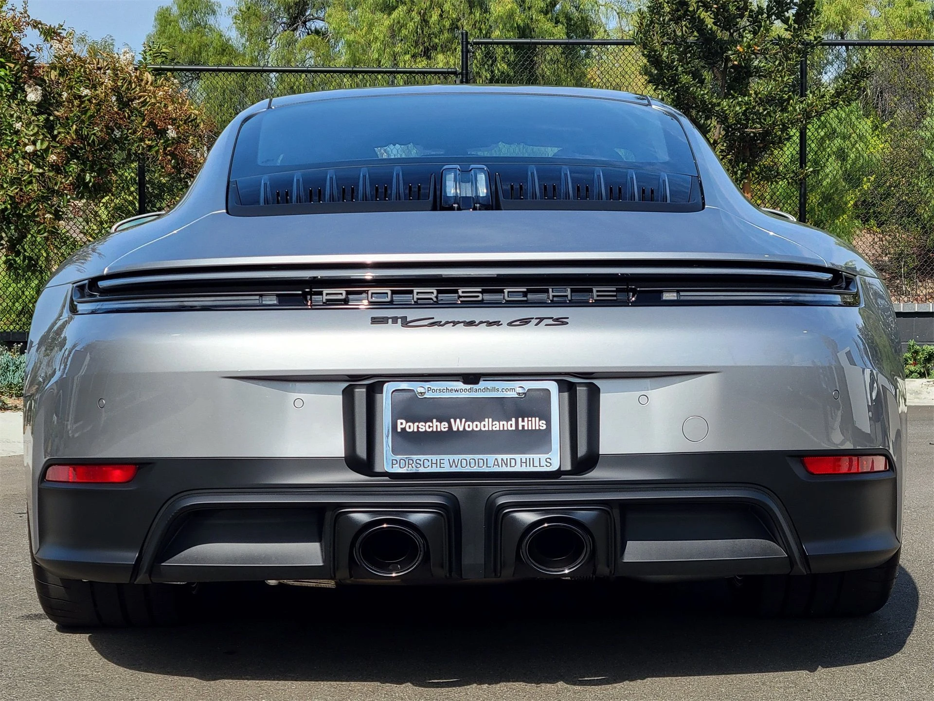 mph005_2067057299_b7d3d961cc44a1496fc69db4c75b6aa0_db59d85633