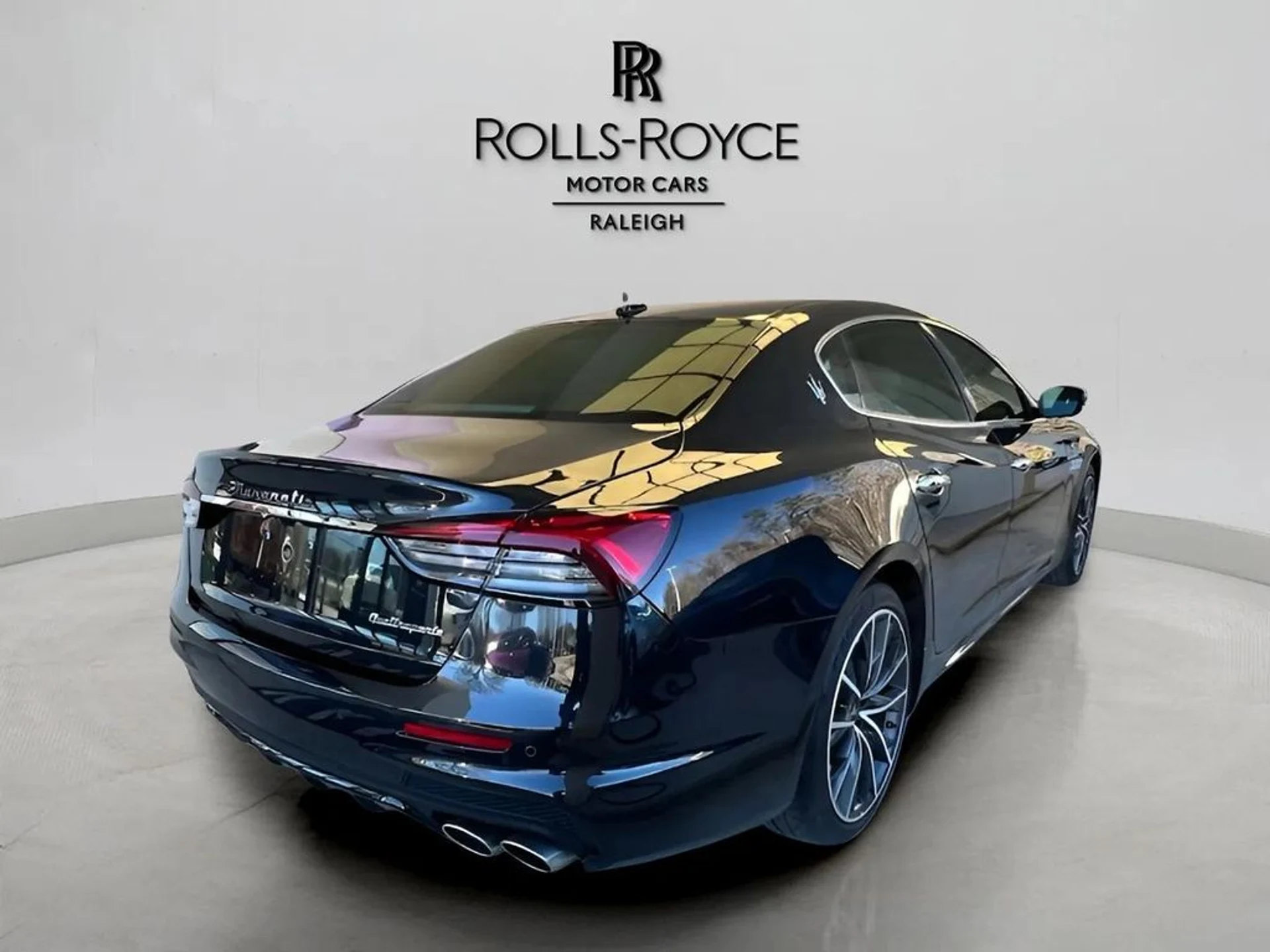 mph005_2068637496_2abc471639f8c4fa115078084cf75594x_2af073f828