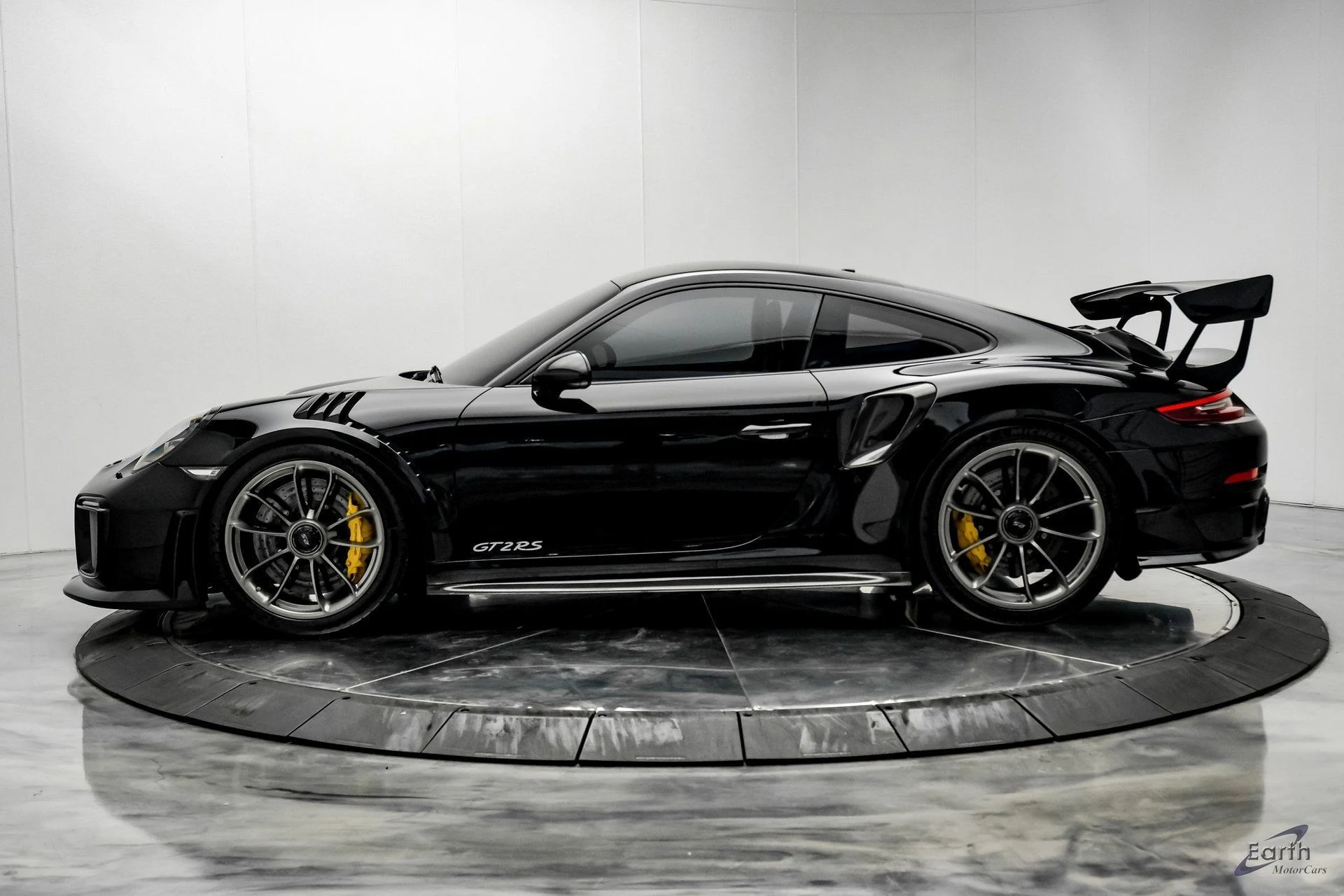 mph005_2089833417_693750360c9c9946c03877dcce8709d8x_540aff0edf