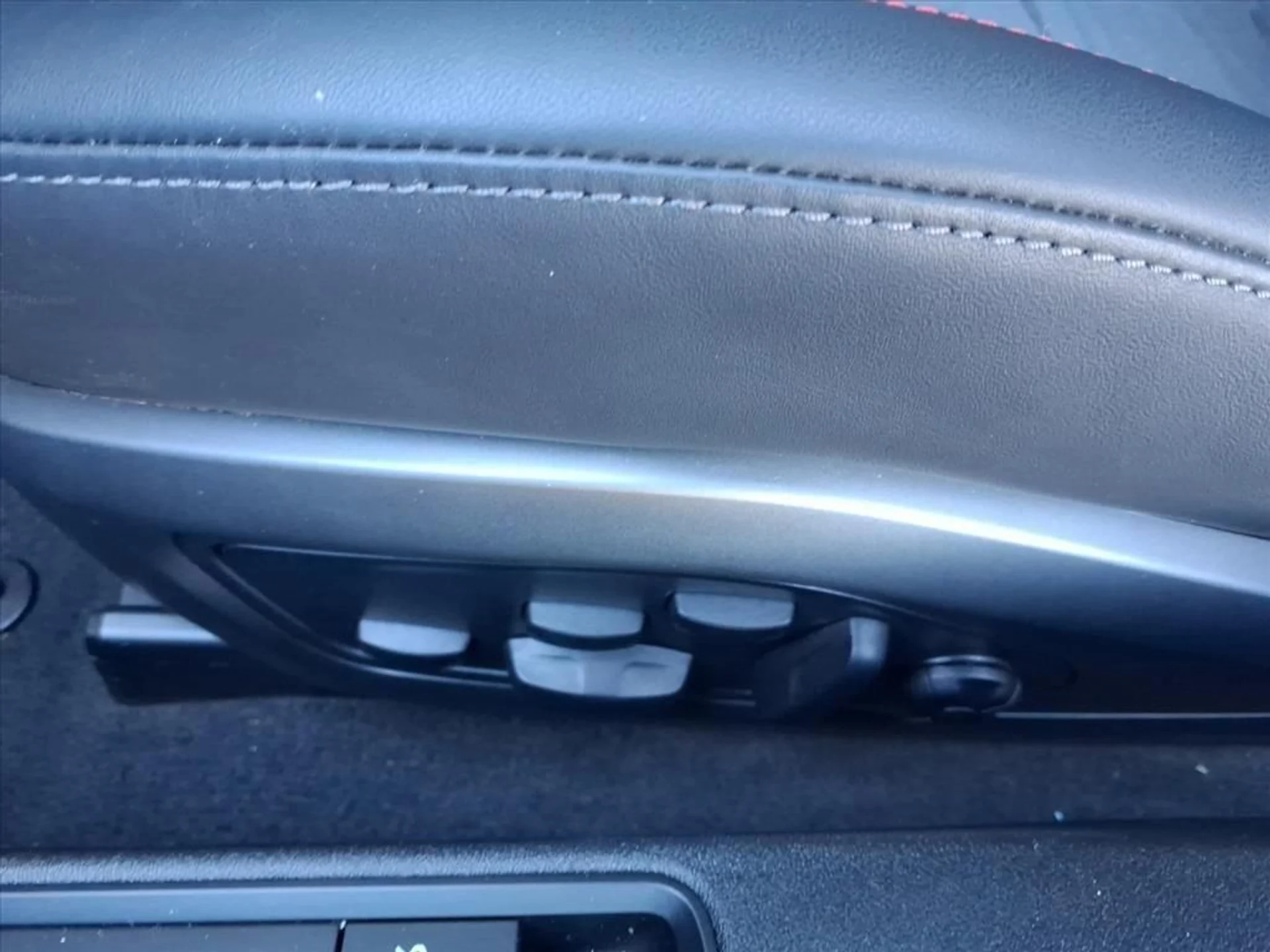 mph005_2095007331_e010f46a655366c5051adf6e887844f4_303c3249d2