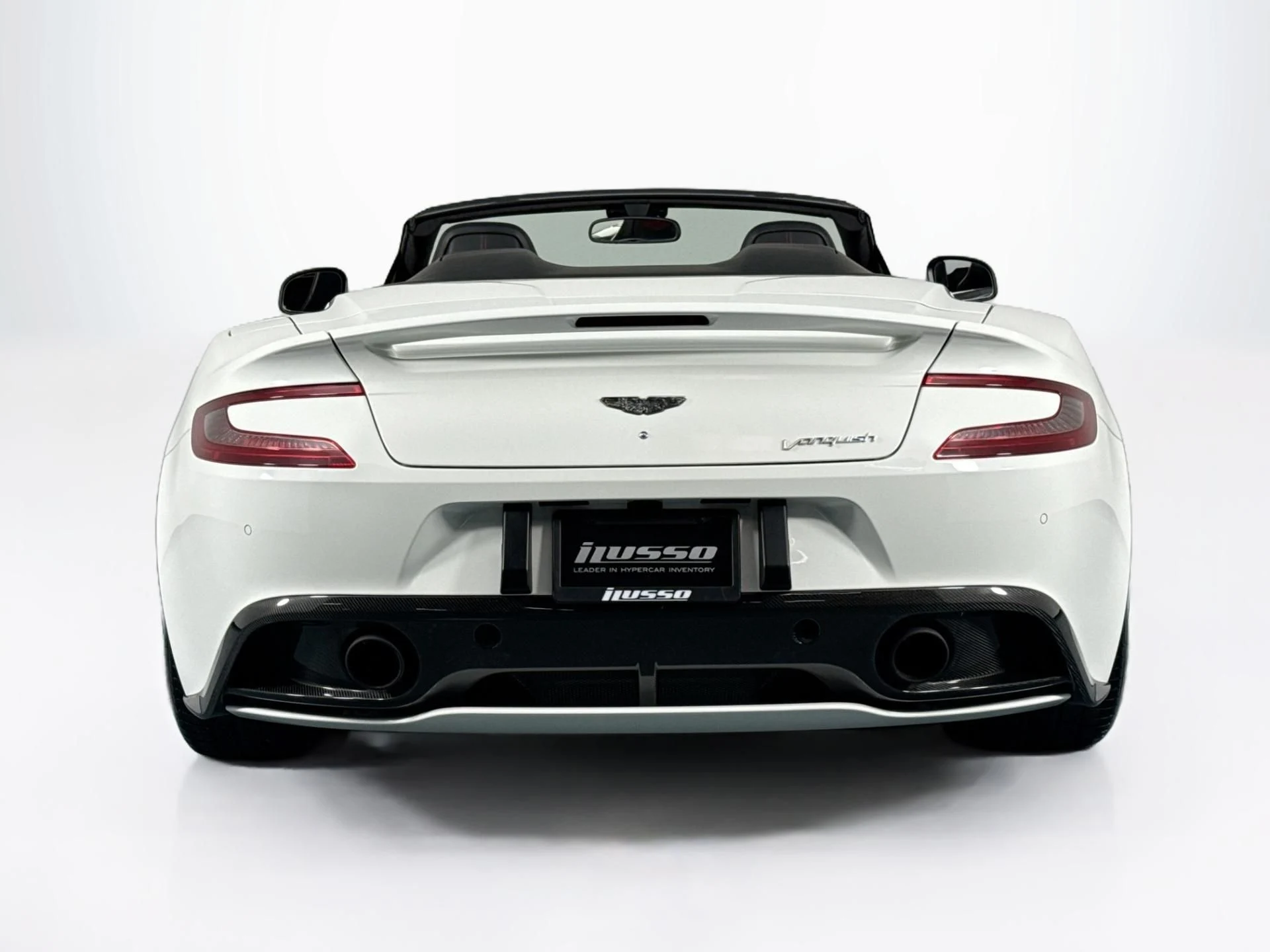 mph005_2098647107_Used_2015_Aston_Martin_Vanquish_Volante_1782334077_858fdcd976